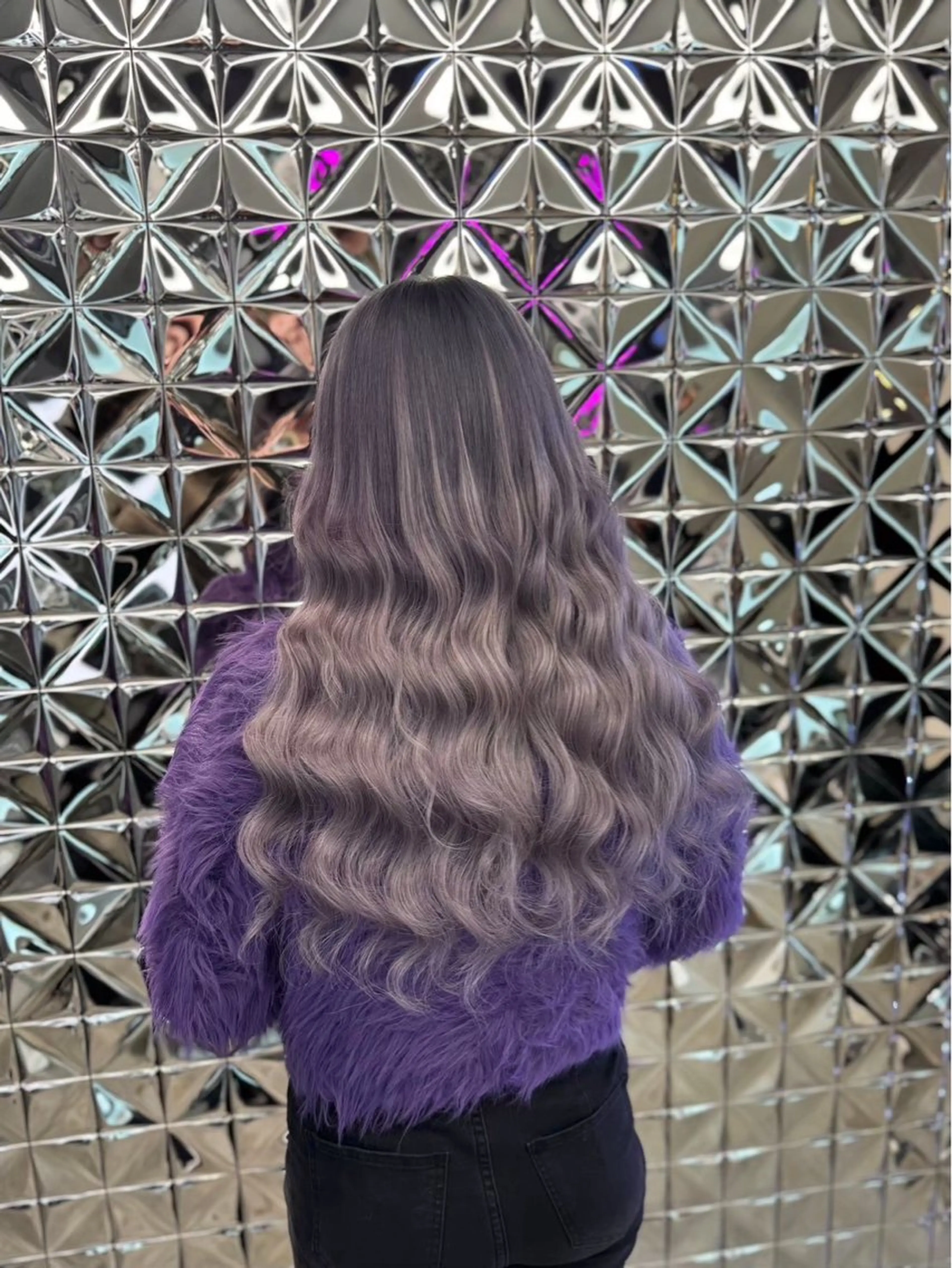 ロング カラー ブリーチ ダブルカラー ハイトーンカラー ラベンダーカラー Lovestasy 京都河原町店のヘアスタイル