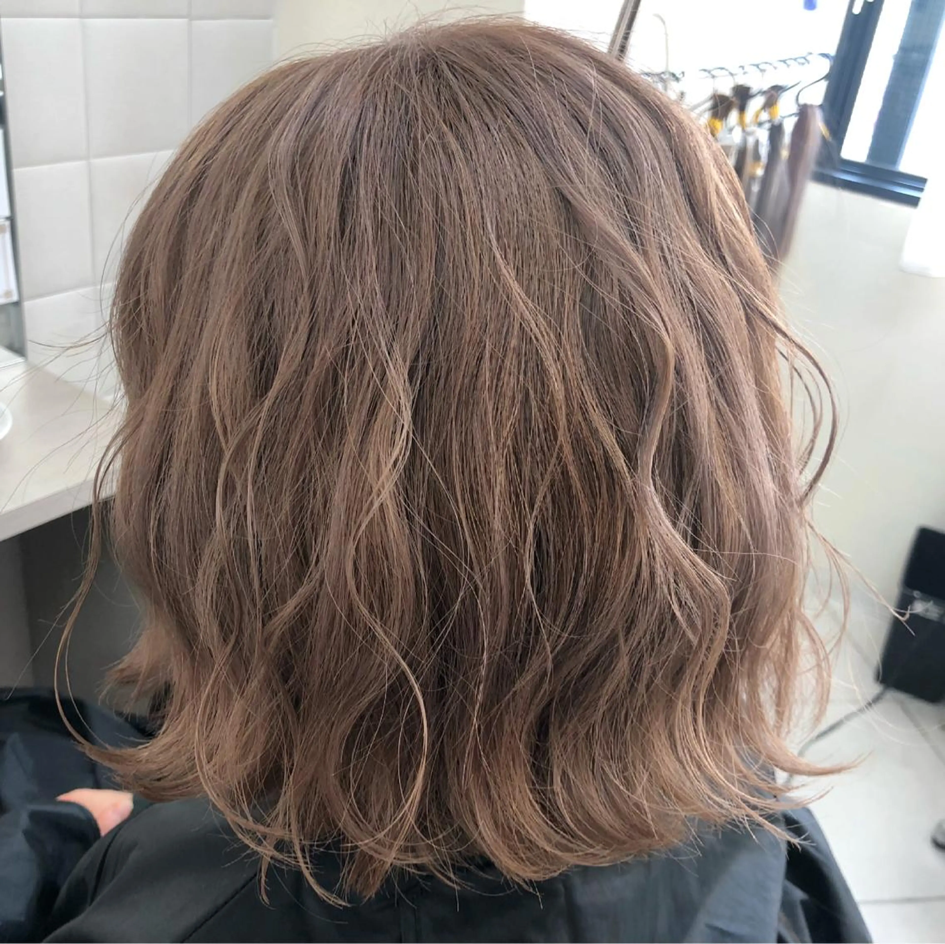 ショート ボブ 外ハネヘア MAKO ❤️‍🔥NEXTのヘアスタイル
