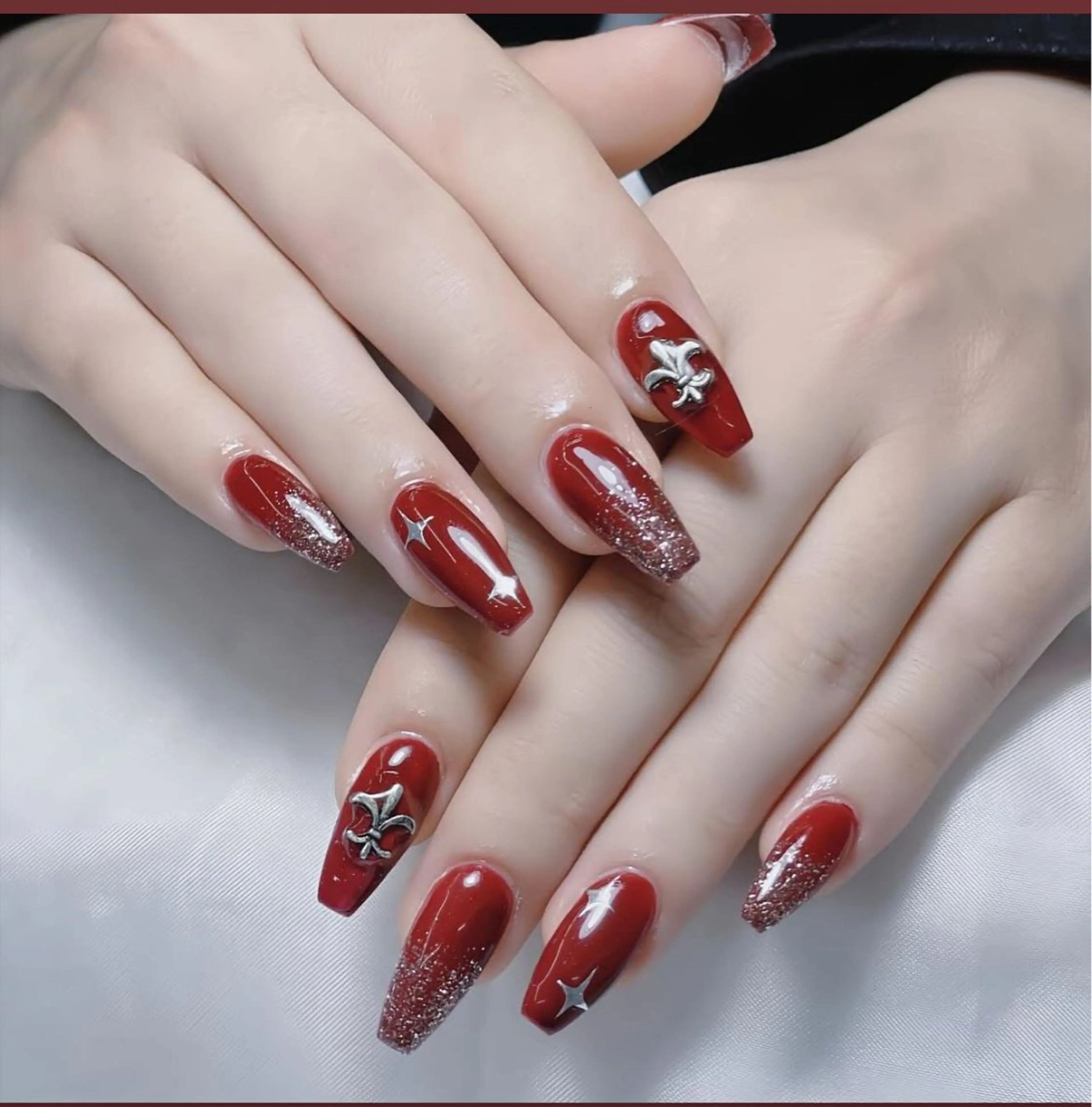 ネイル アートネイル 長さ出し ジェルネイル マグネットネイル ニュアンスネイル ハンドネイル KIM キムのネイルデザイン