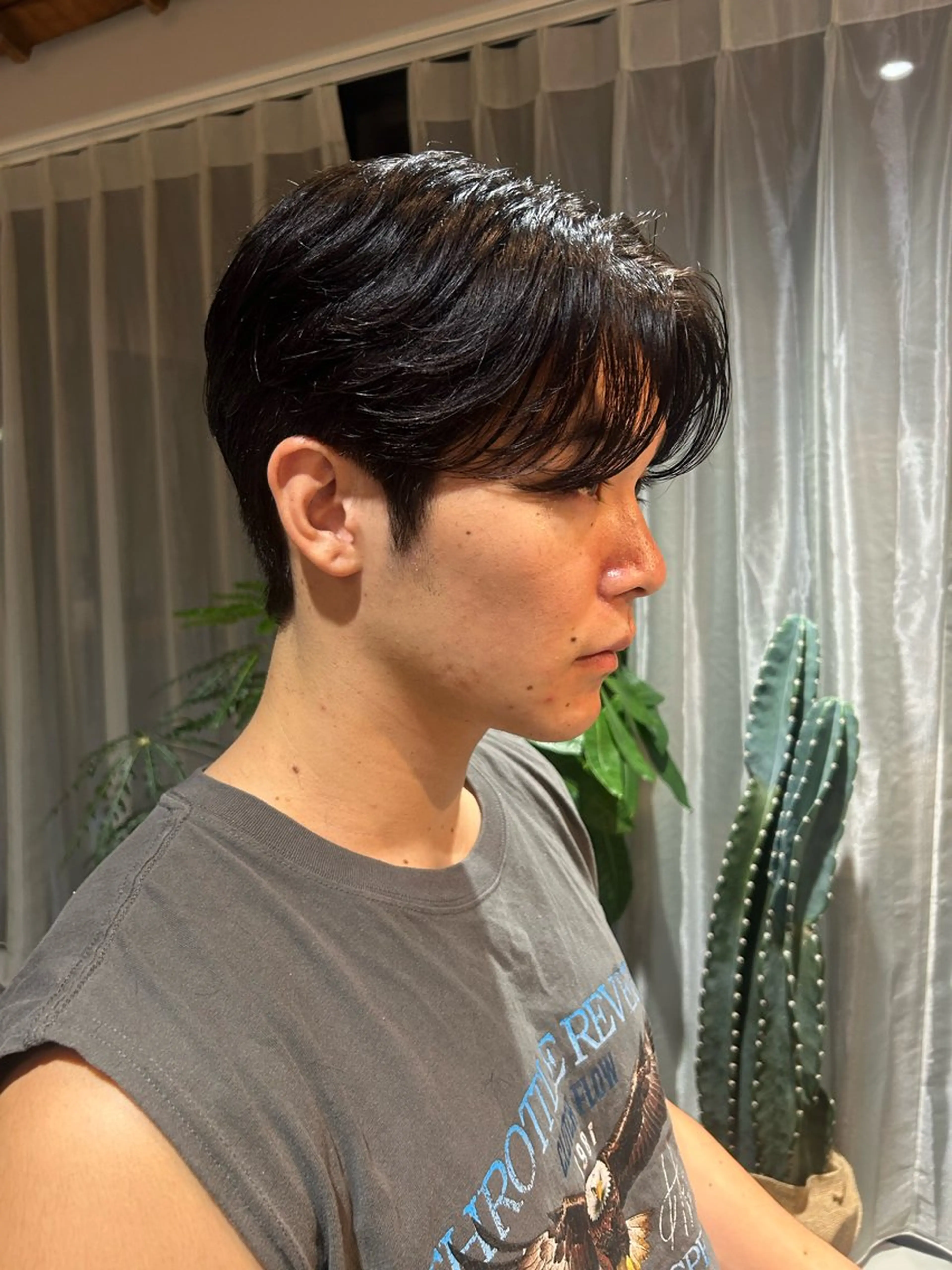 メンズ センターパート メンズ韓国風 yohaku所属・中崎町ハイトーン🫧 神崎 源のヘアスタイル