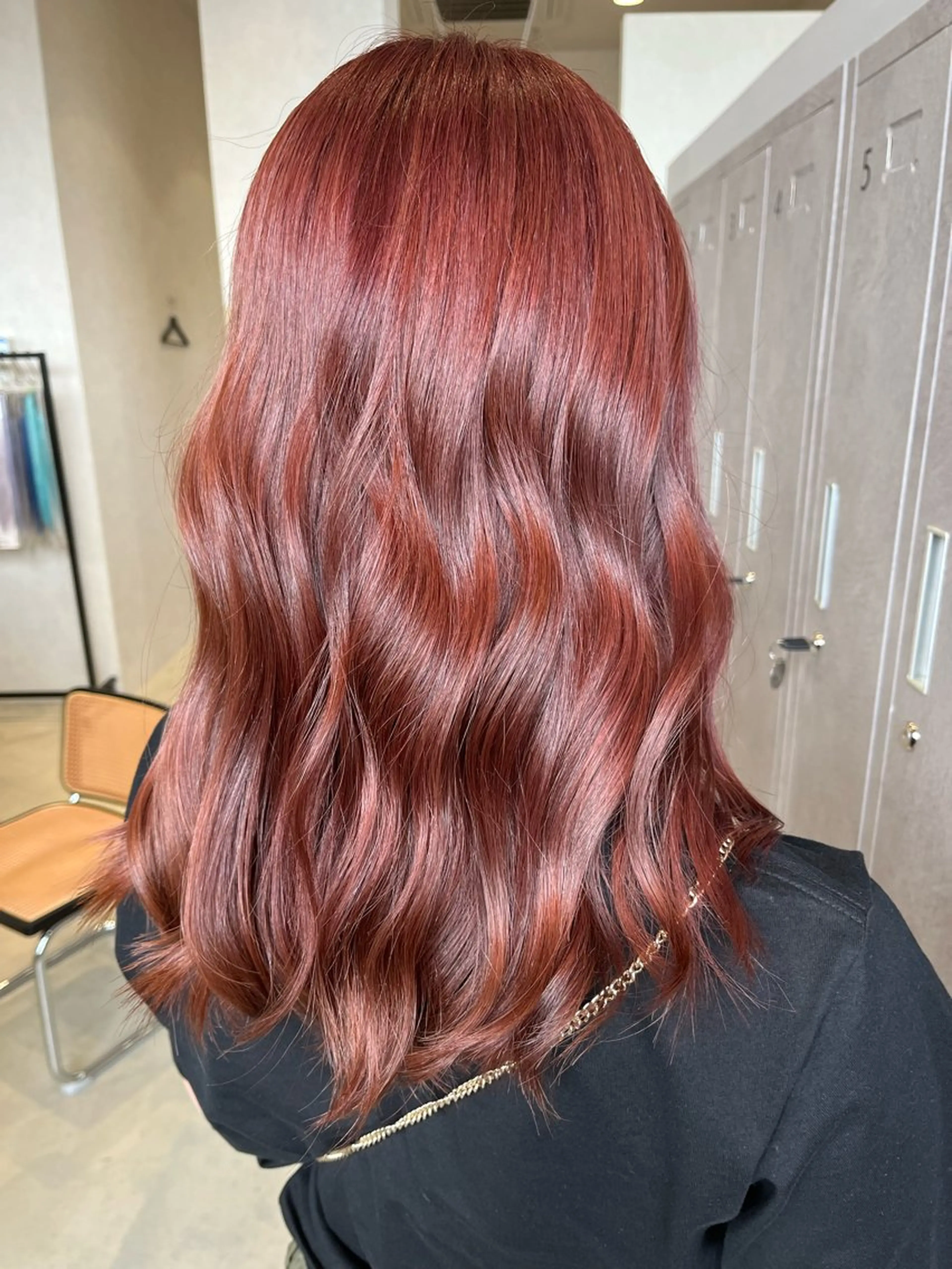 セミロング カラー ブラウンカラー ピンクカラー ヘアカラー 斉藤 果音のヘアスタイル