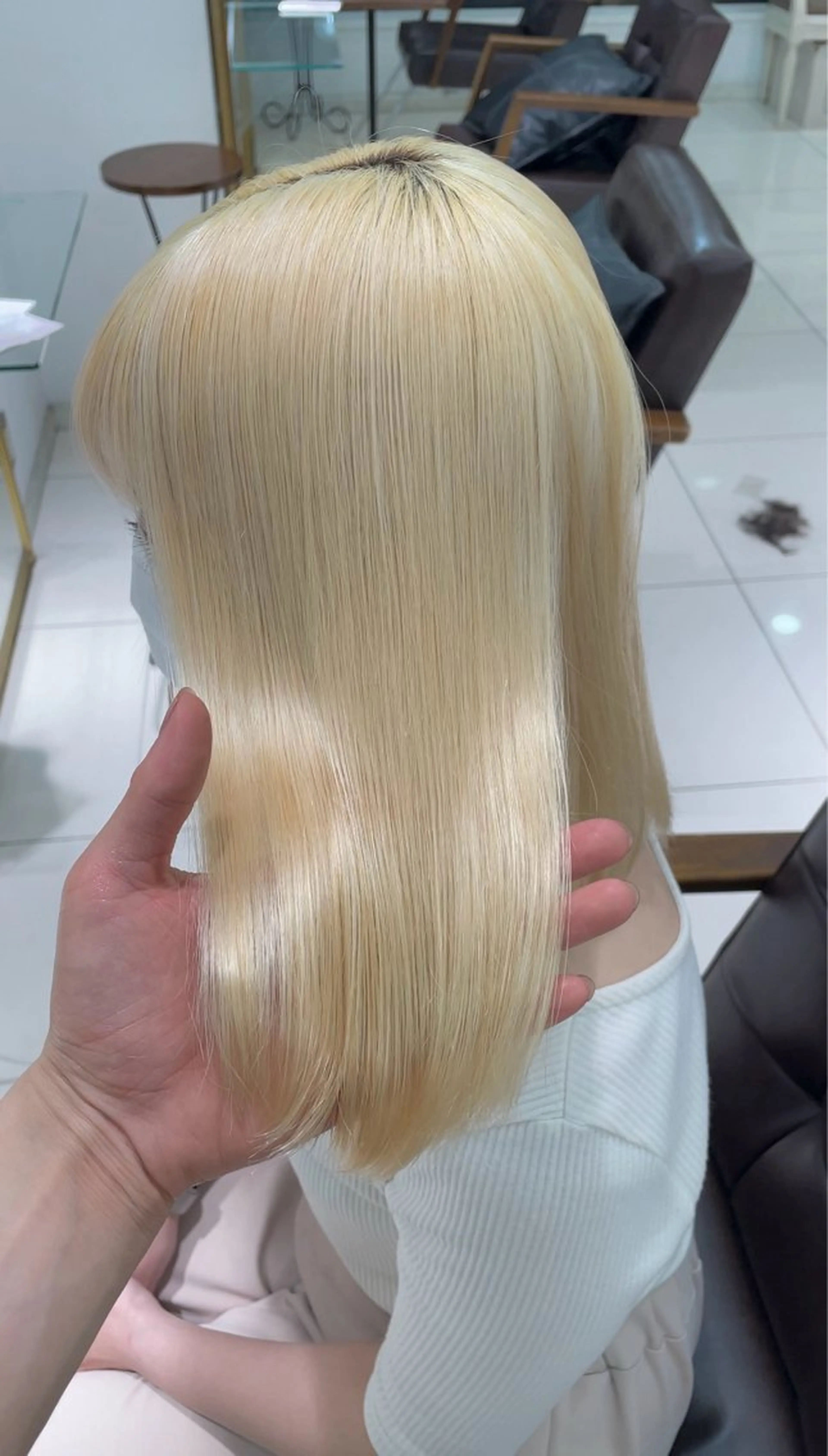 ミディアム カット ヘアカラー トリートメント ヘアセット 🩶ブリーチ/ レイヤー🩶フミカのヘアスタイル