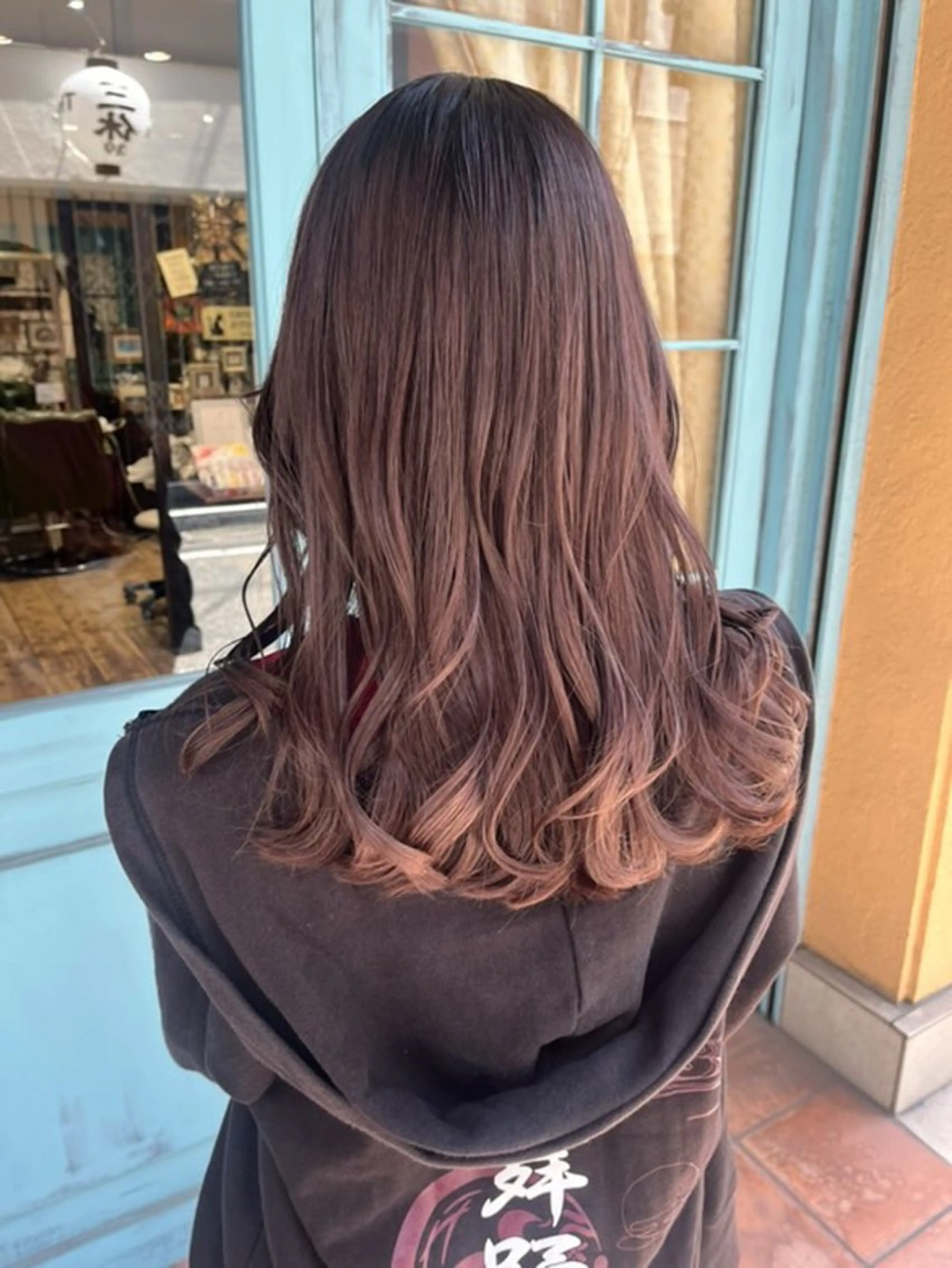 ロング ヘアカラー Kanon 心斎橋美容室のヘアスタイル