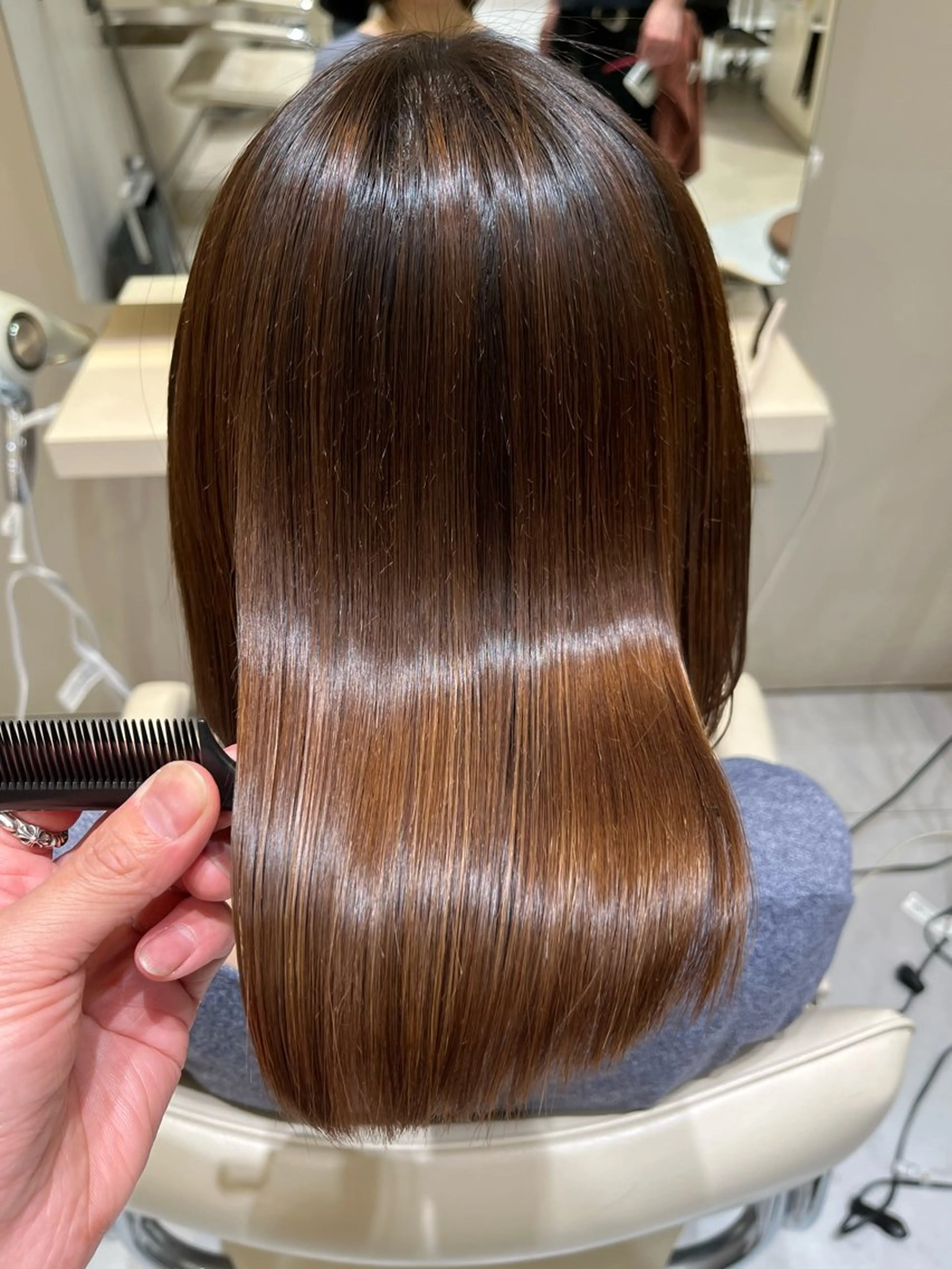 ミディアム 縮毛矯正 k-two 関 七海のヘアスタイル