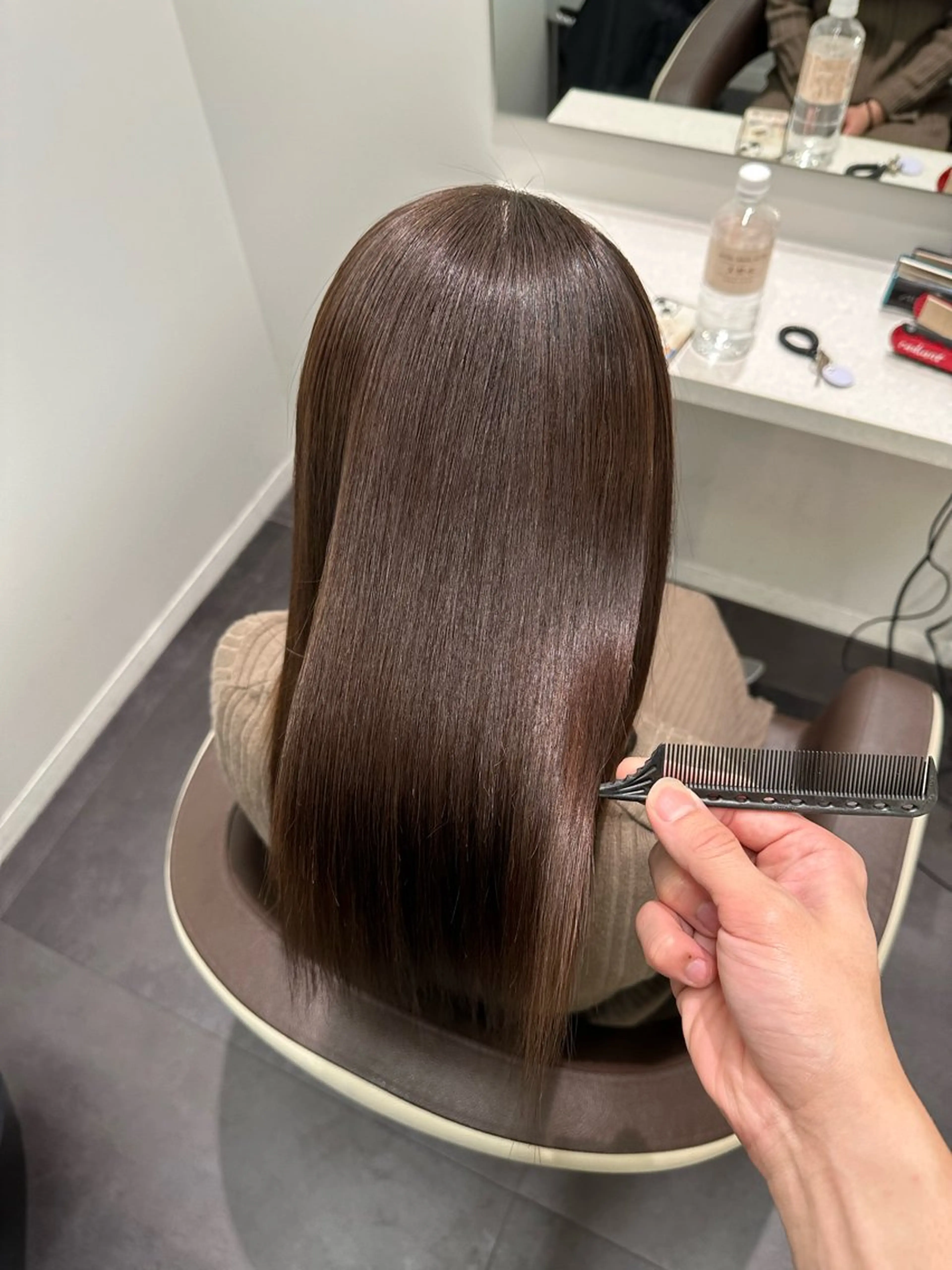 セミロング Wisteria所属・美髪特化✨ 伊織✨縮毛矯正✨のヘアスタイル