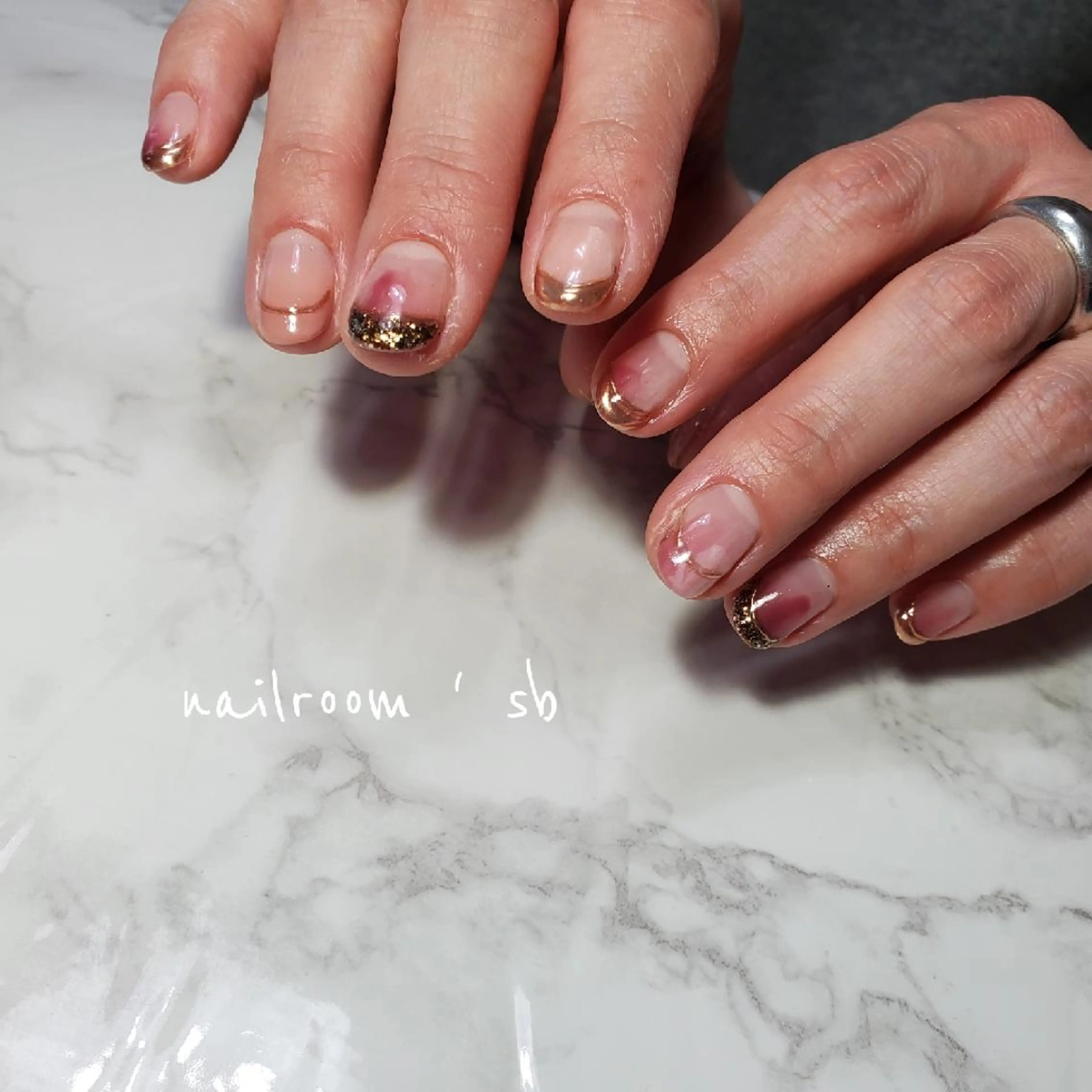 ネイル ハンドネイル nailroom‪ sb‪‪𓈒𓂂𓏸のネイルデザイン