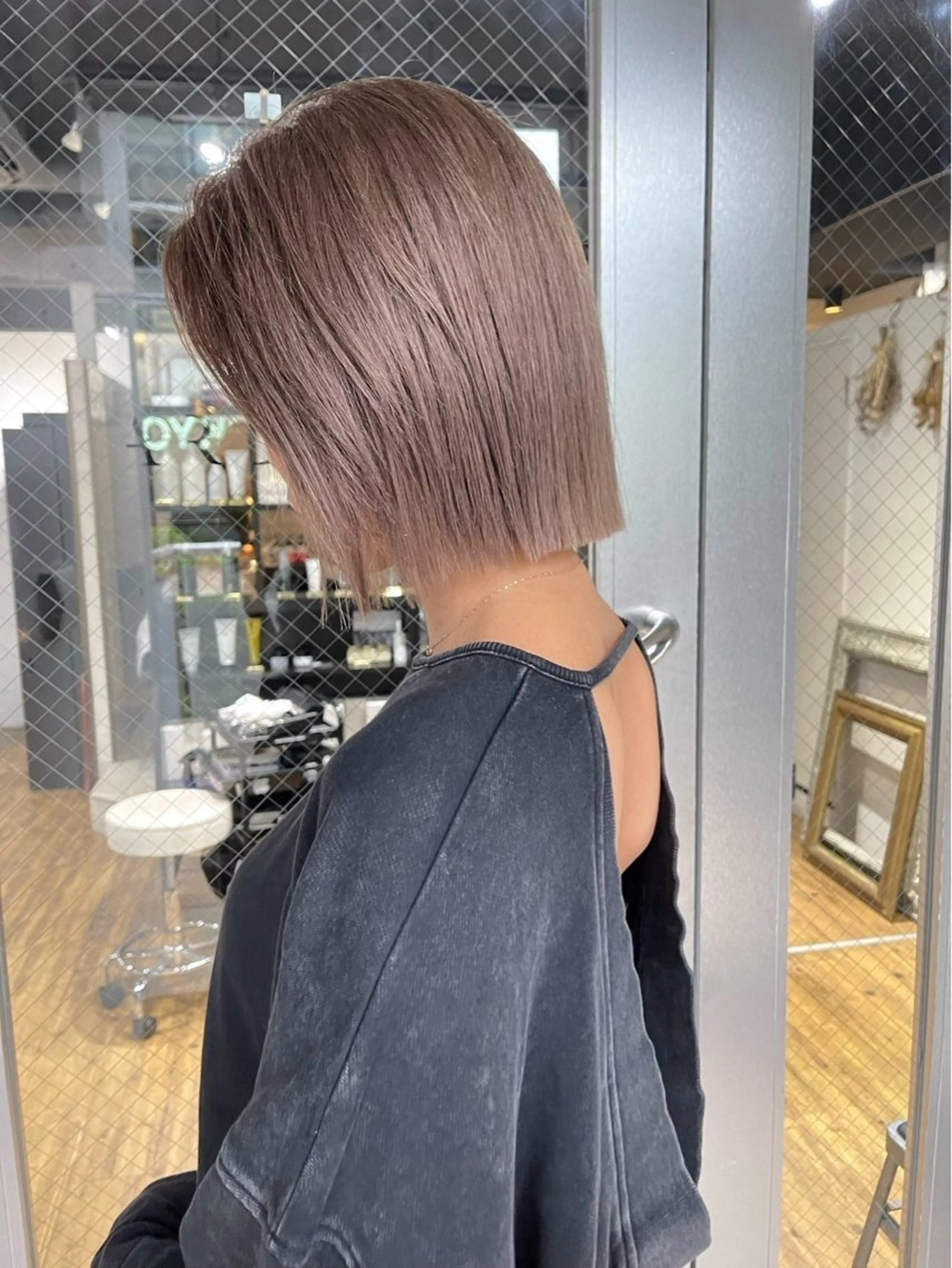 ショート ヘアカラー トリートメント ブリーチ✨ハイライト 透明感カラー/アヤノのヘアスタイル