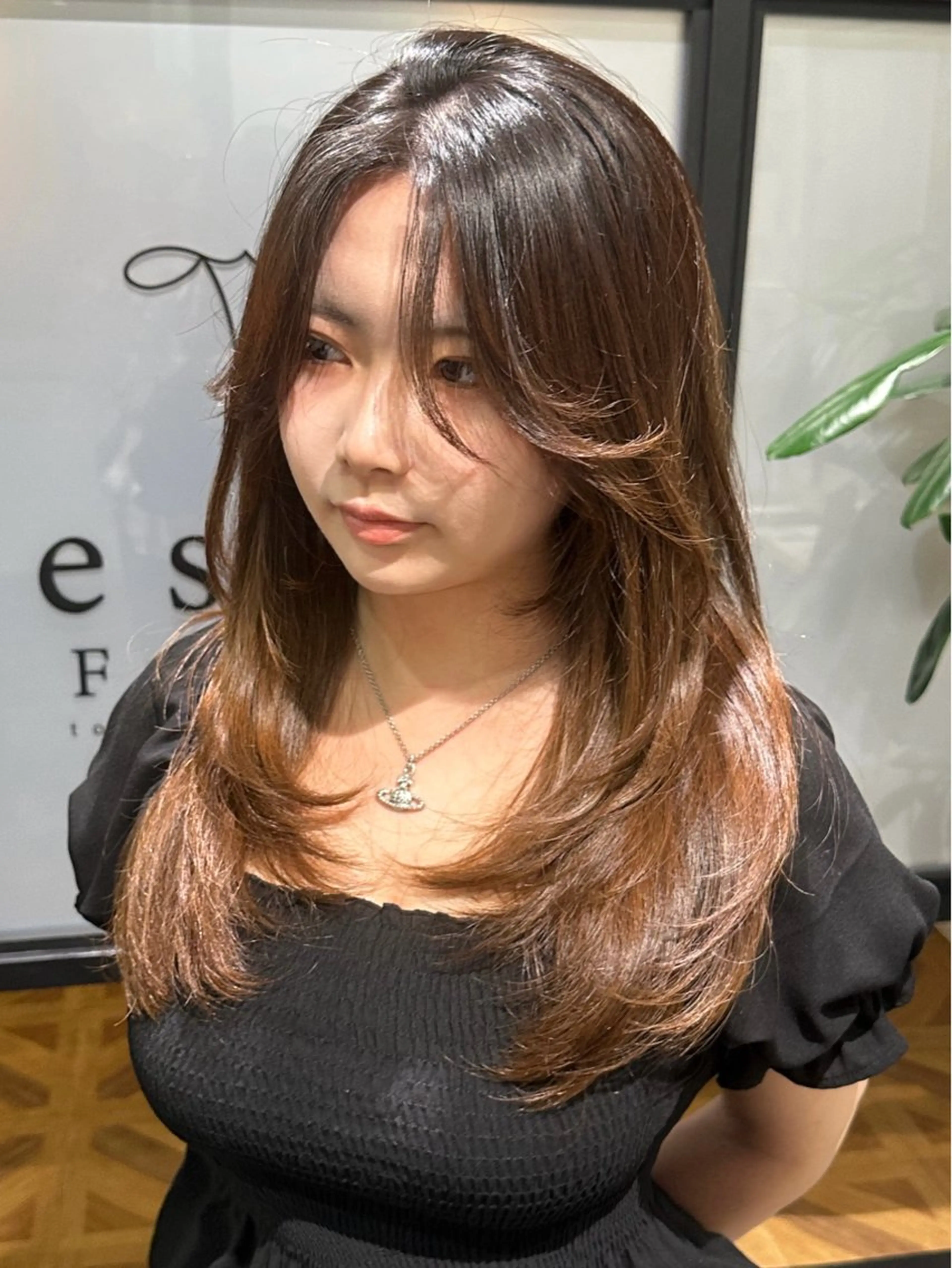 ロング レイヤーカット カット トリートメント est-r.Fukuoka所属・マエダルイ🫧 韓国ヘア🫧博多のヘアスタイル