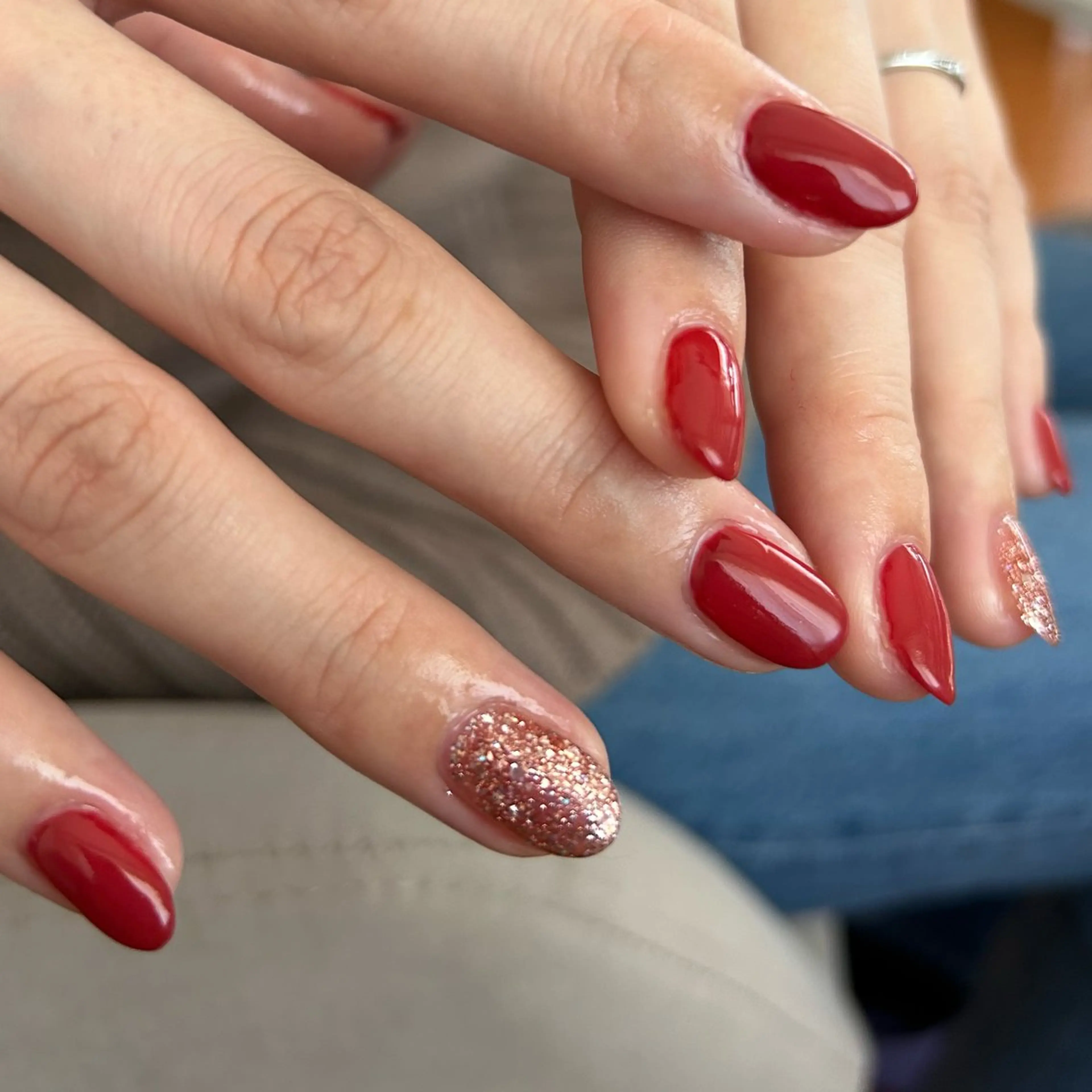 ネイル ワンカラーネイル 赤色 nailsalon magentaのネイルデザイン