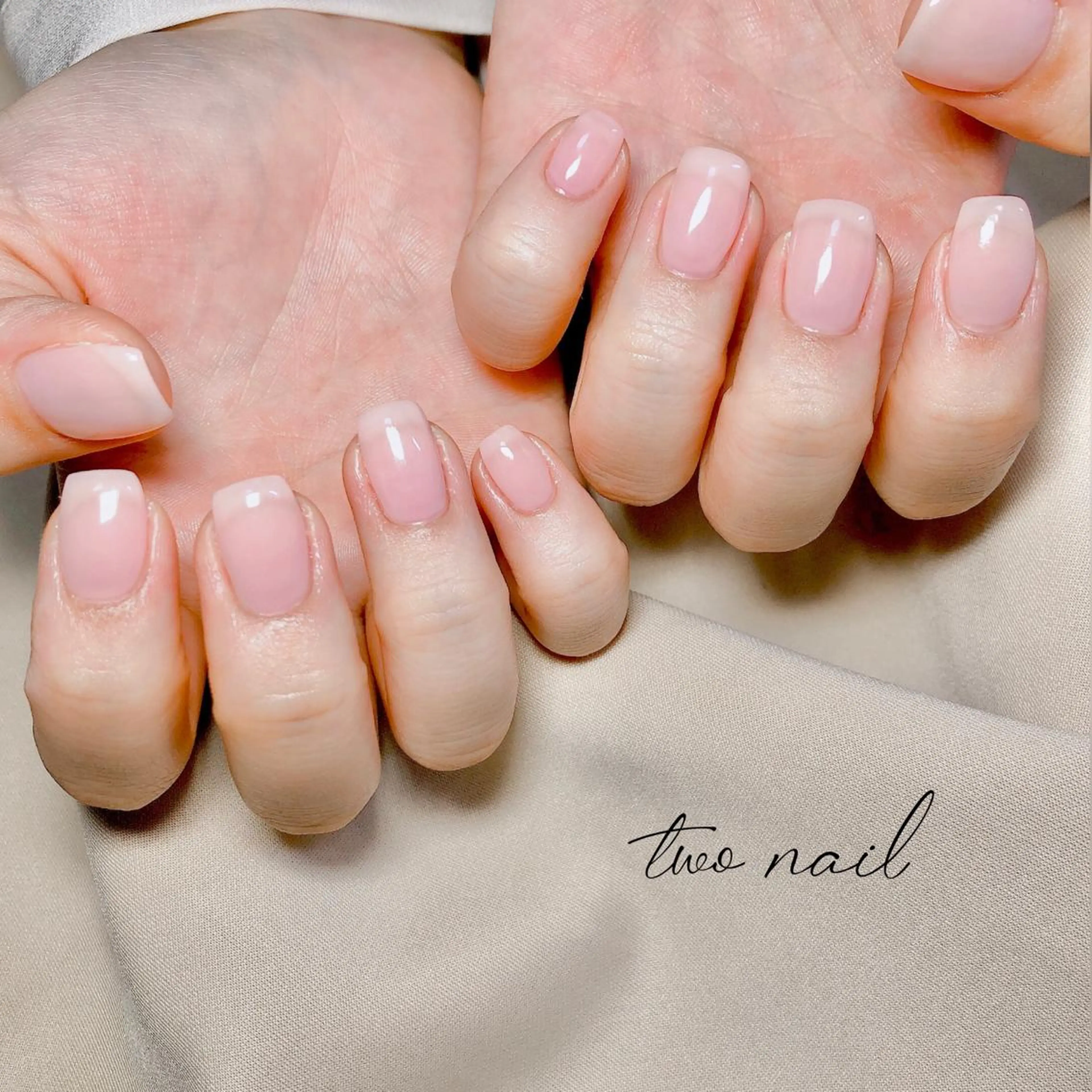 ネイル アートネイル フットネイル ハート ニュアンスネイル ホワイト ハンドネイル two nailのネイルデザイン