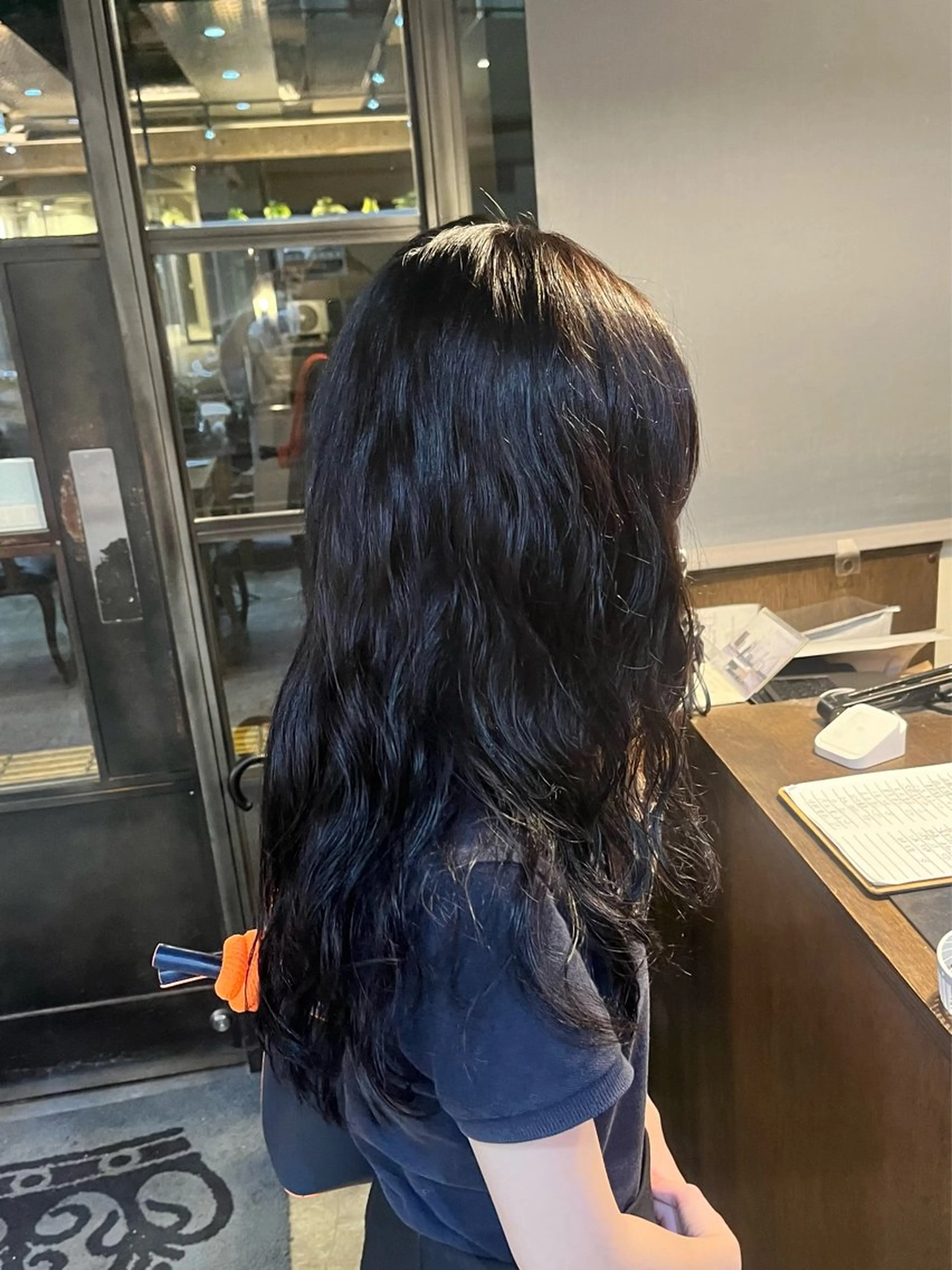 ロング ヘアカラー 松原 樹里のヘアスタイル