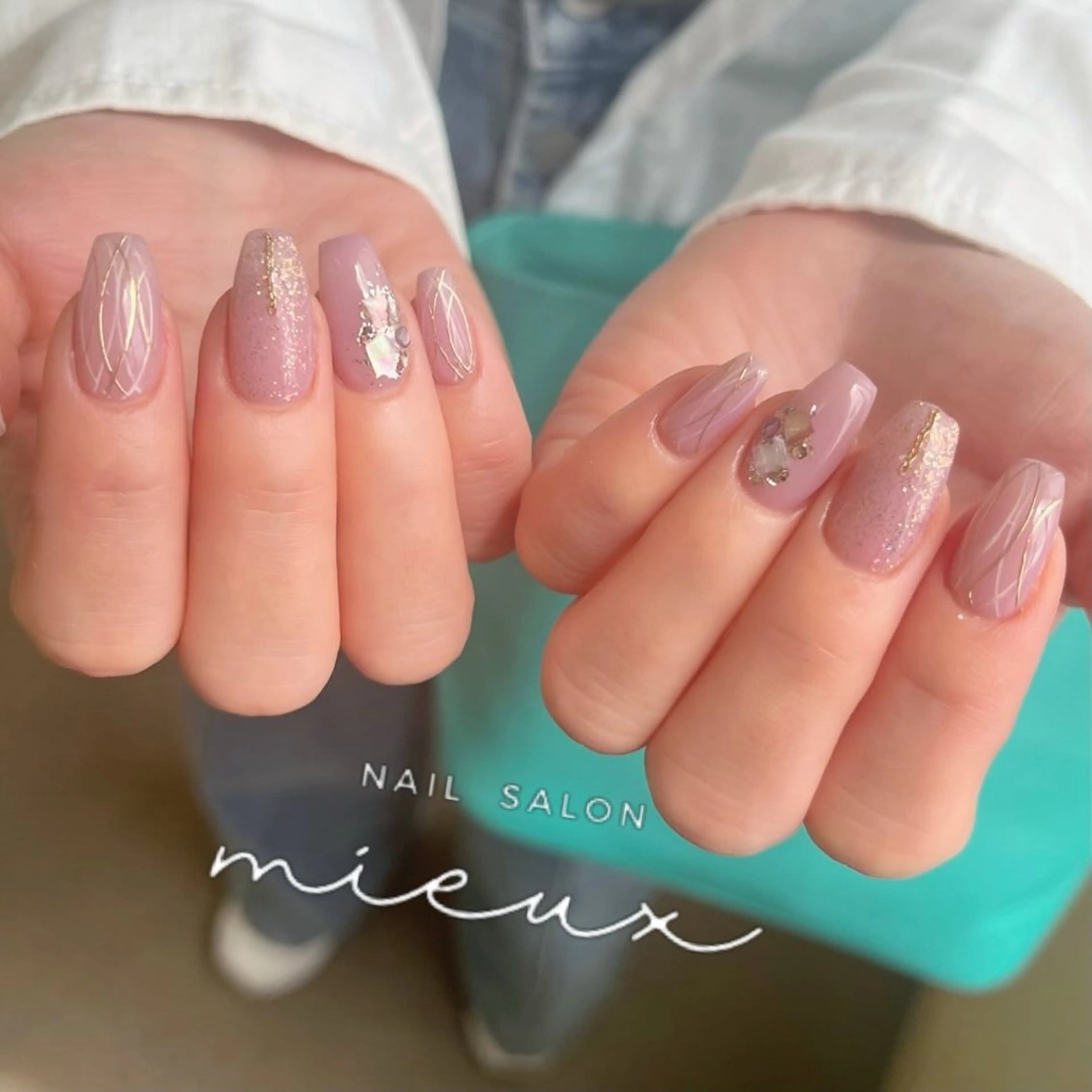 ネイル ハンドネイル mieux ariiiのネイルデザイン