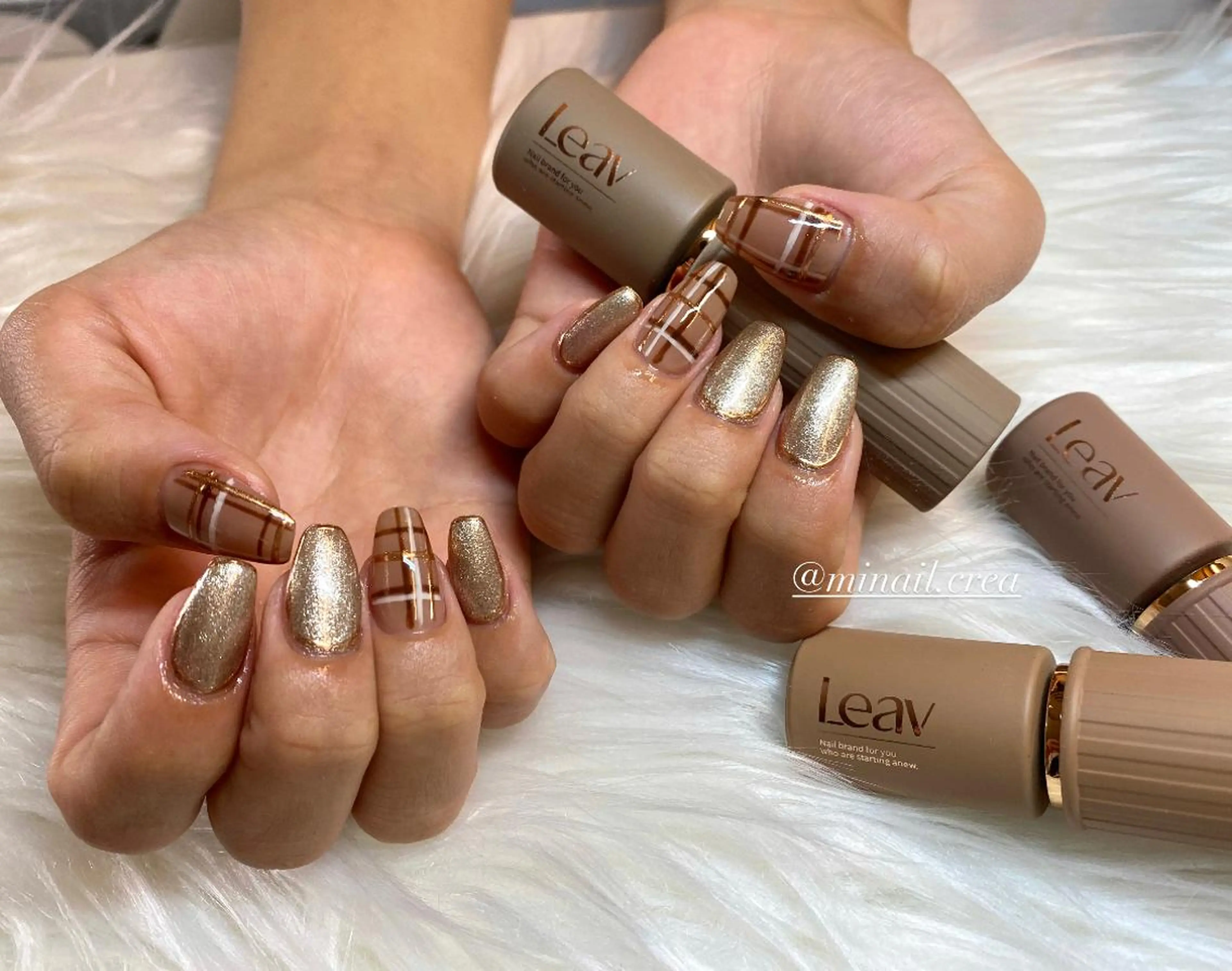 ネイル ブラウン ミラーネイル CRéA　-private nailsalon-所属・CReA nailのネイルデザイン