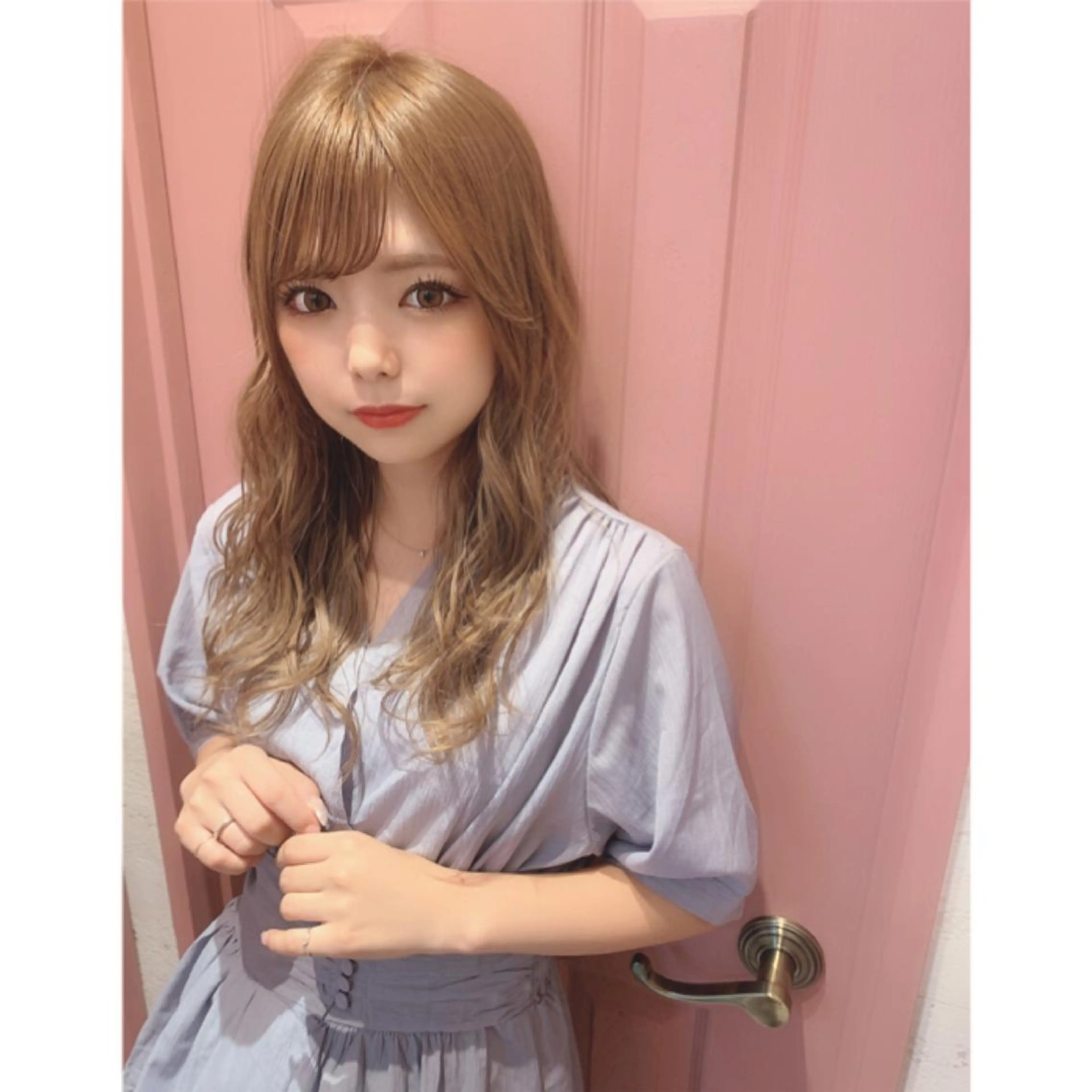 セミロング カット ヘアカラー トリートメント 代表山口ひな 髪質改善のプロのヘアスタイル