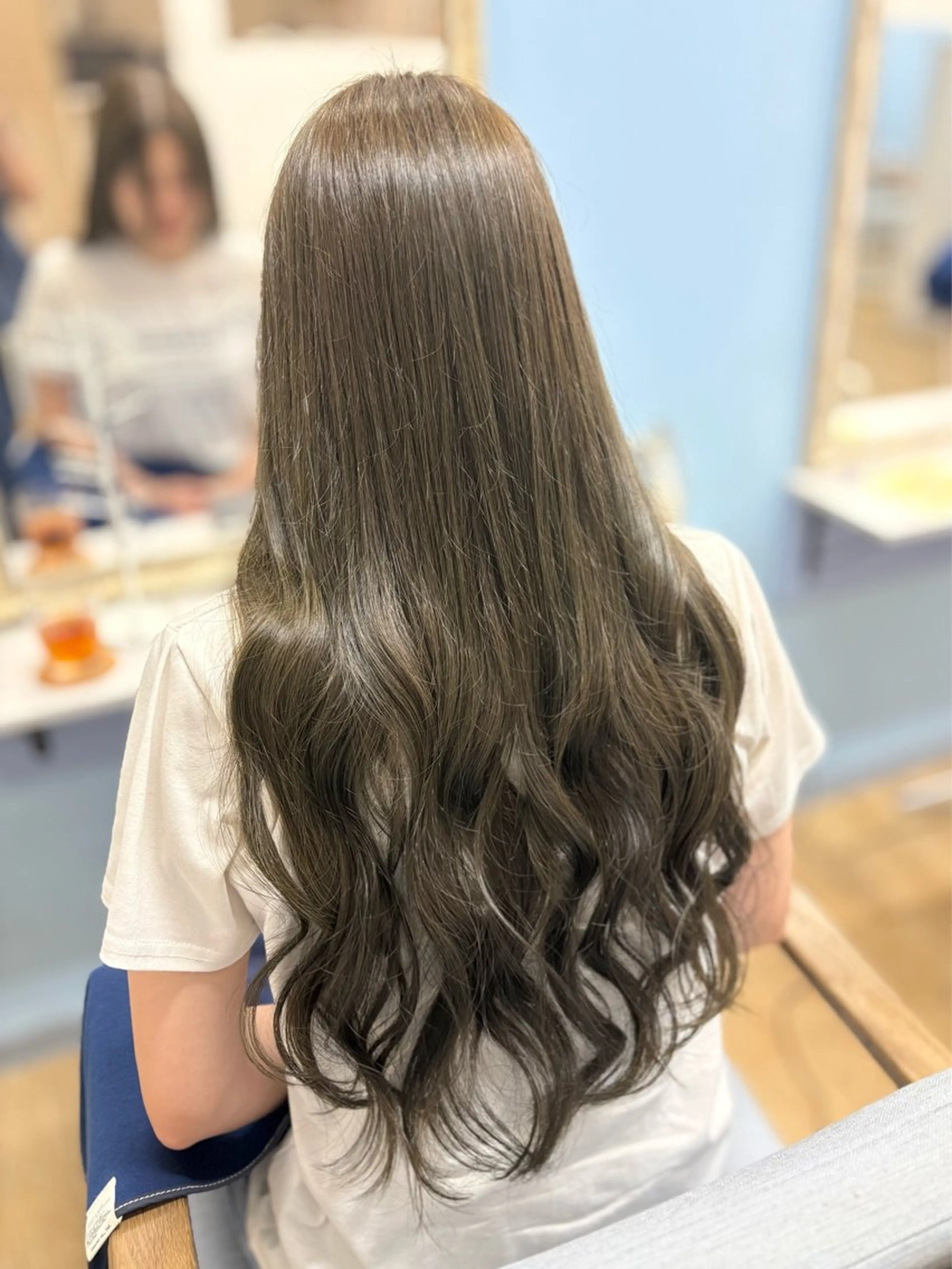 ロング カラー ヘアアレンジ ブリーチ 透明感カラー ブリーチなしカラー オリーブカラー ヘアカラー ナギサ 🐶のヘアスタイル