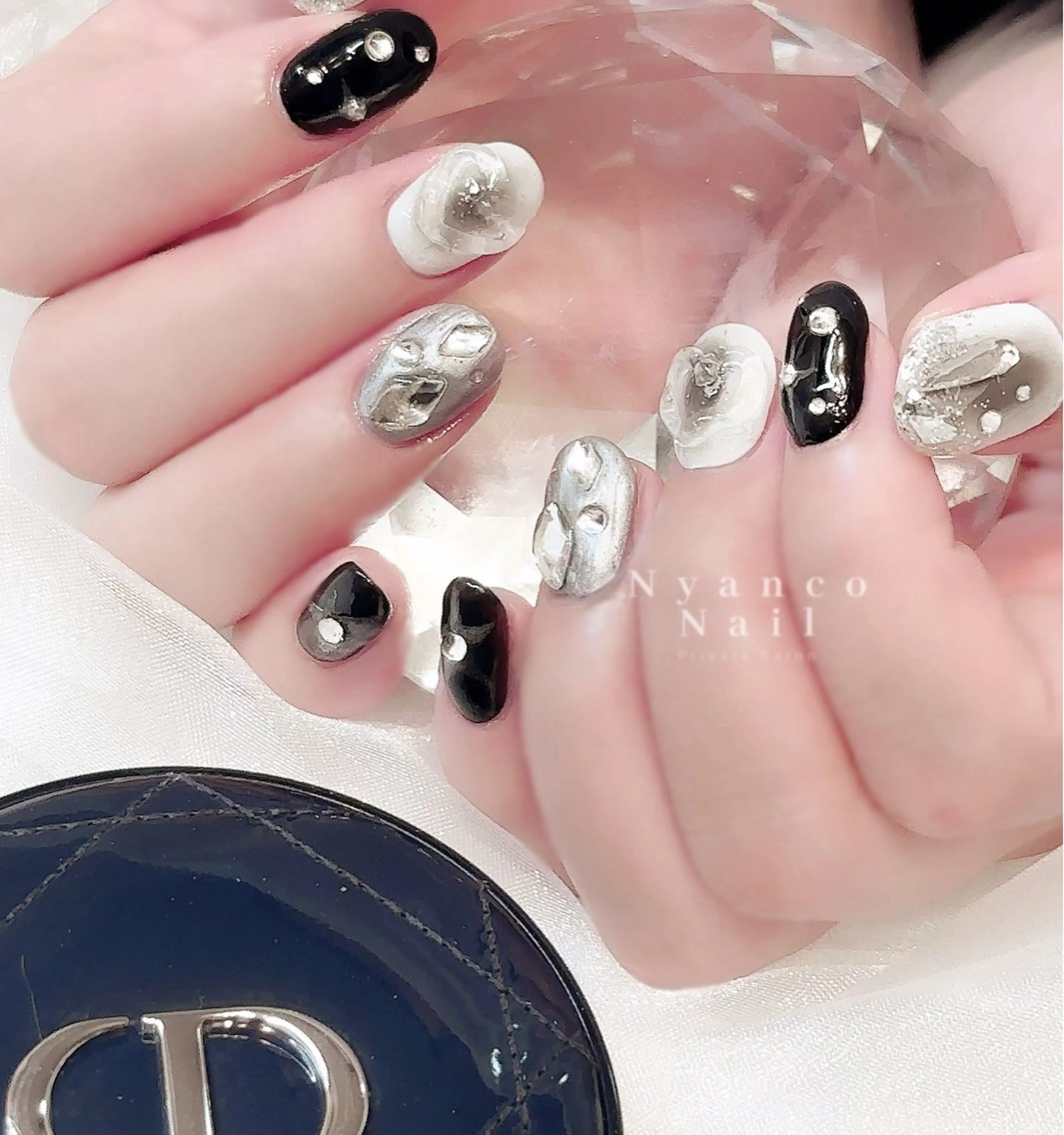 ネイル アートネイル ジェルネイル キラキラネイル 韓国ネイル ミラーネイル Nyanco Nailのネイルデザイン