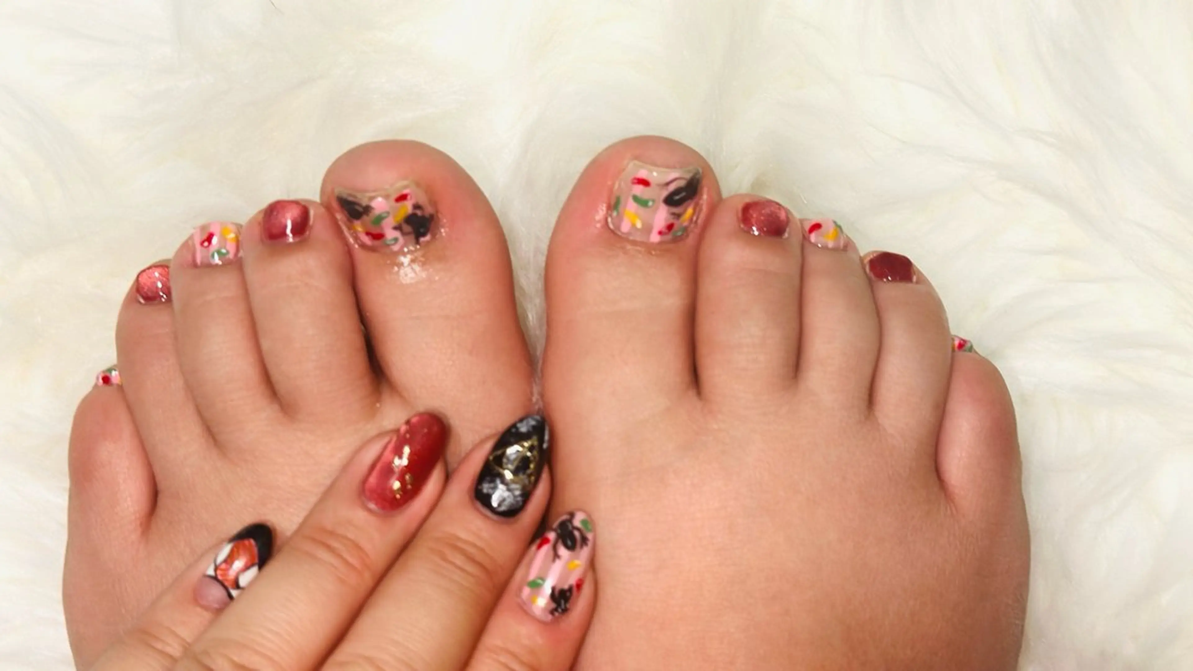 ネイル フットネイル Queenie nailのネイルデザイン