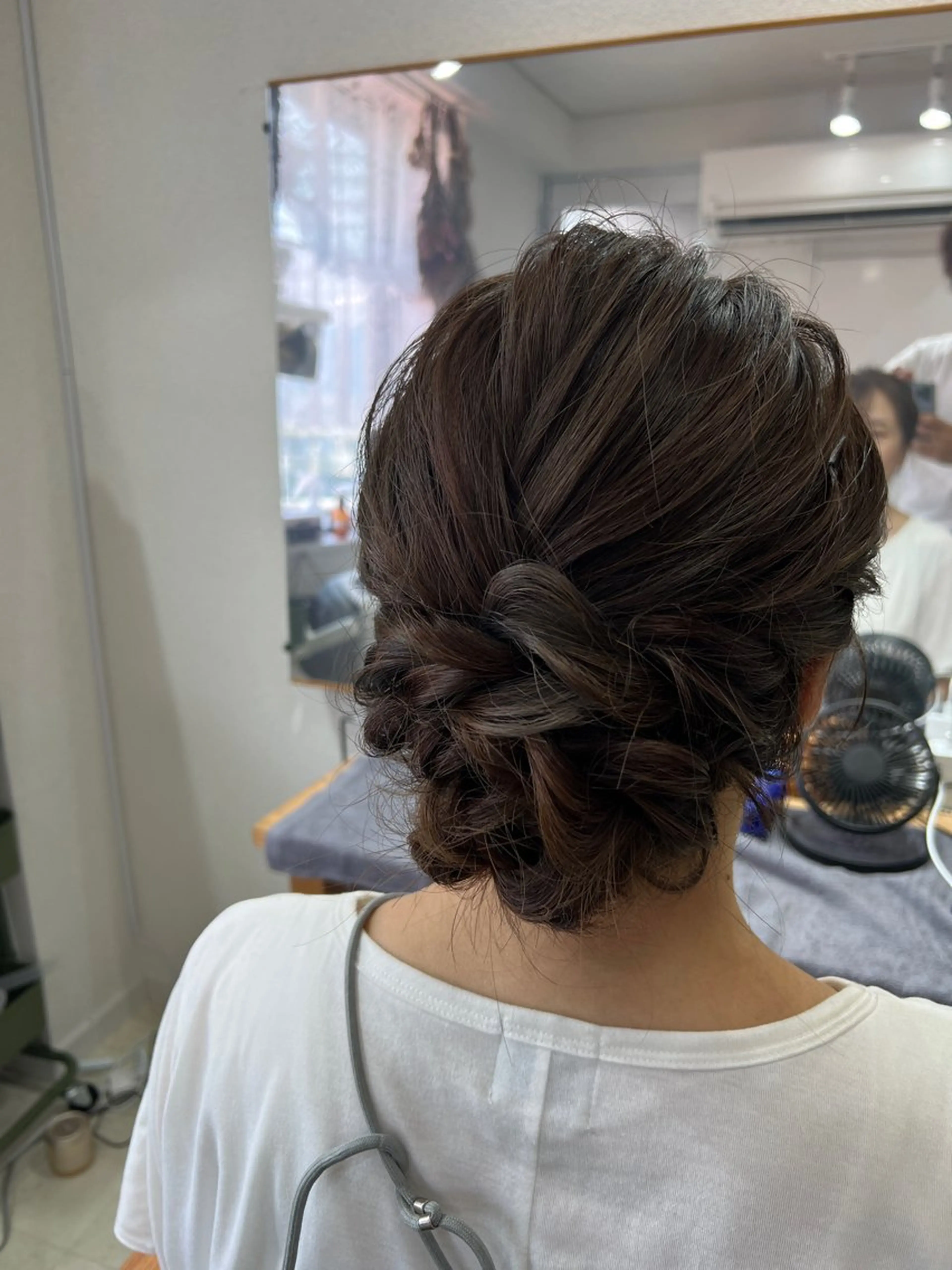 セミロング ヘアアレンジ 山室 敬義のヘアスタイル