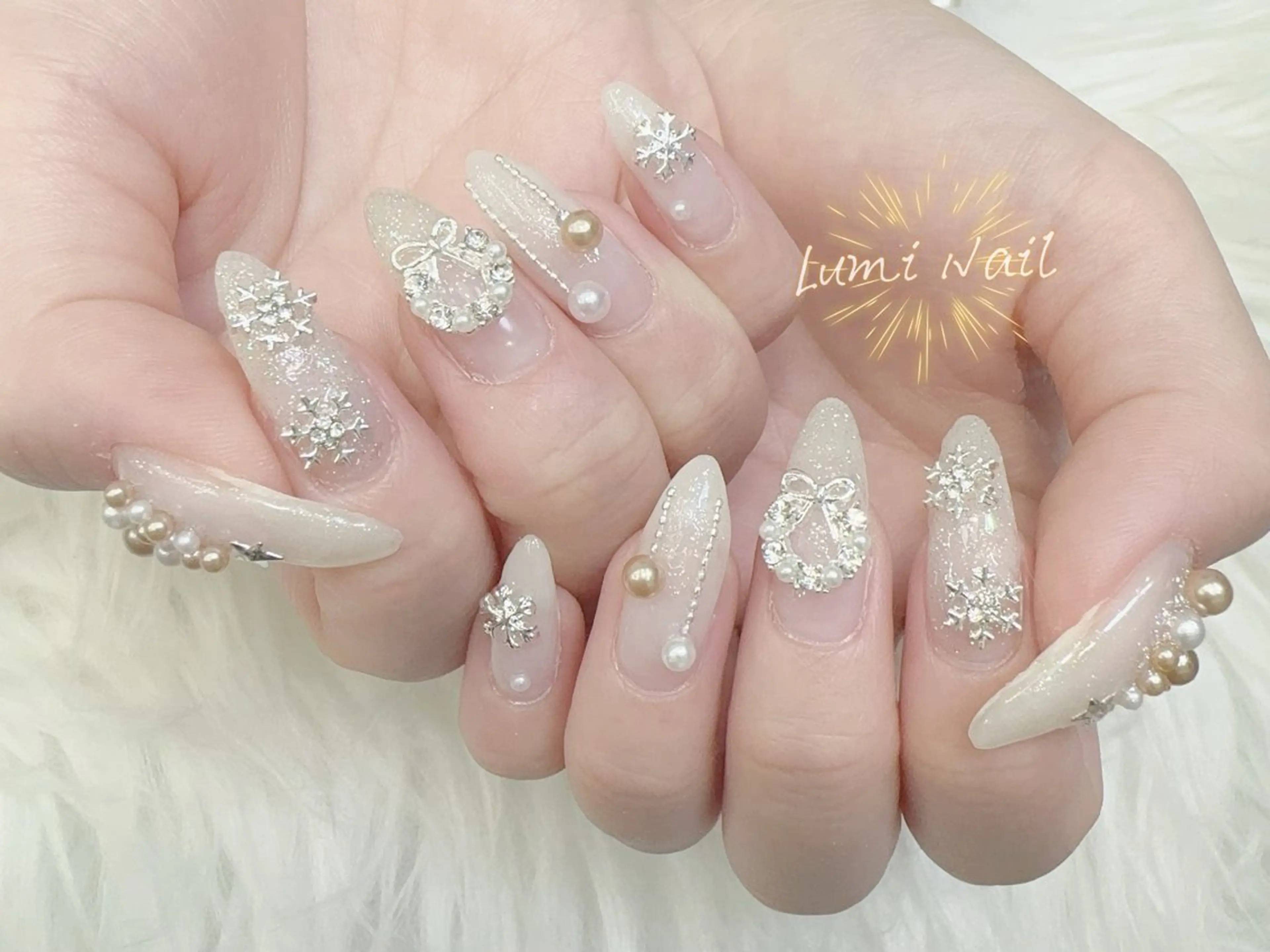 ネイル フットネイル ジェルネイル キラキラネイル オフィスネイル ピンク Lumiネイルサロン所属・Lumi Nail Salonのネイルデザイン