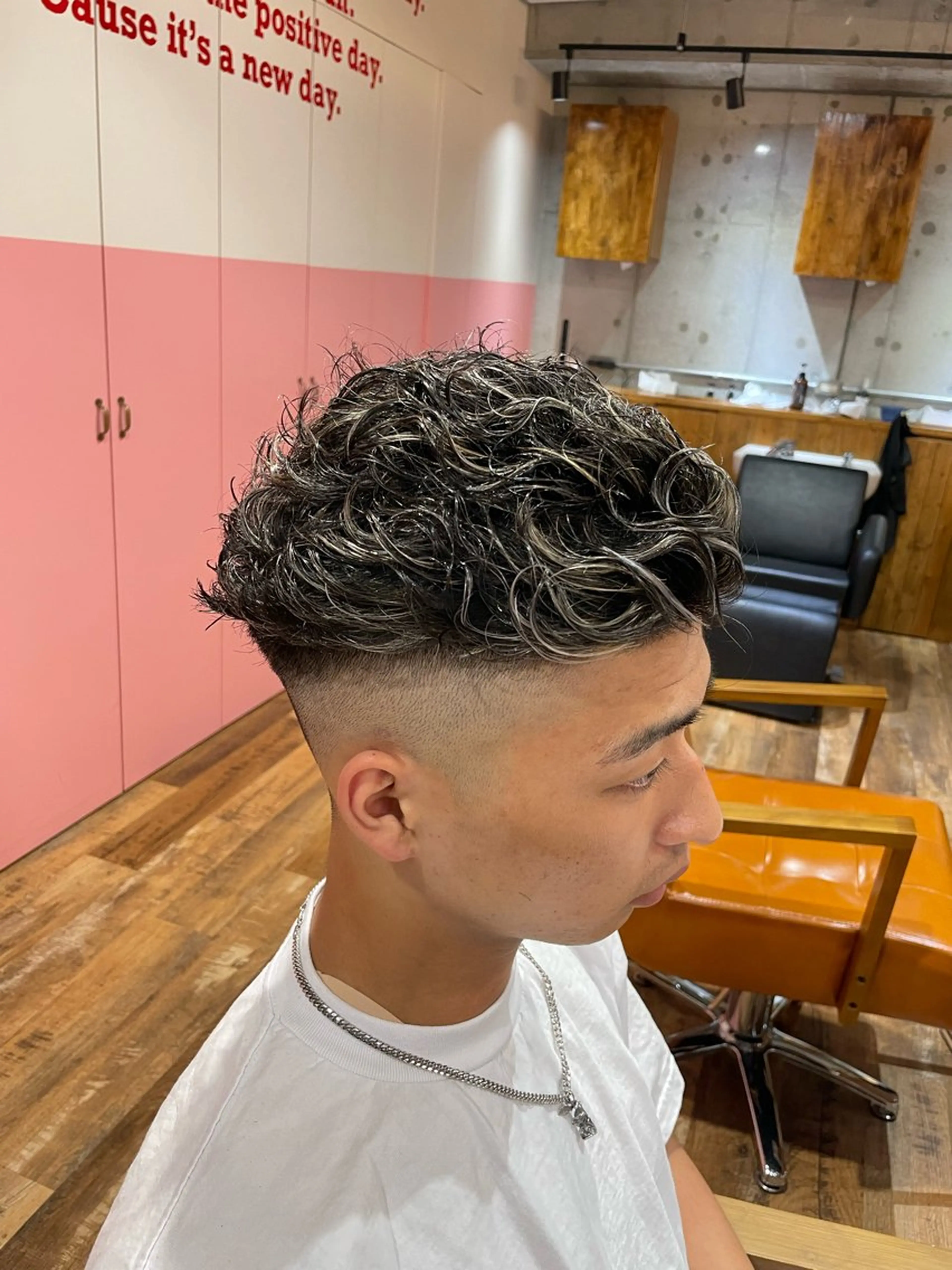 ショート カラー パーマ メンズ カット パーマ 🔥メンズ特化パーマ 🦖増田弘明🦖のヘアスタイル