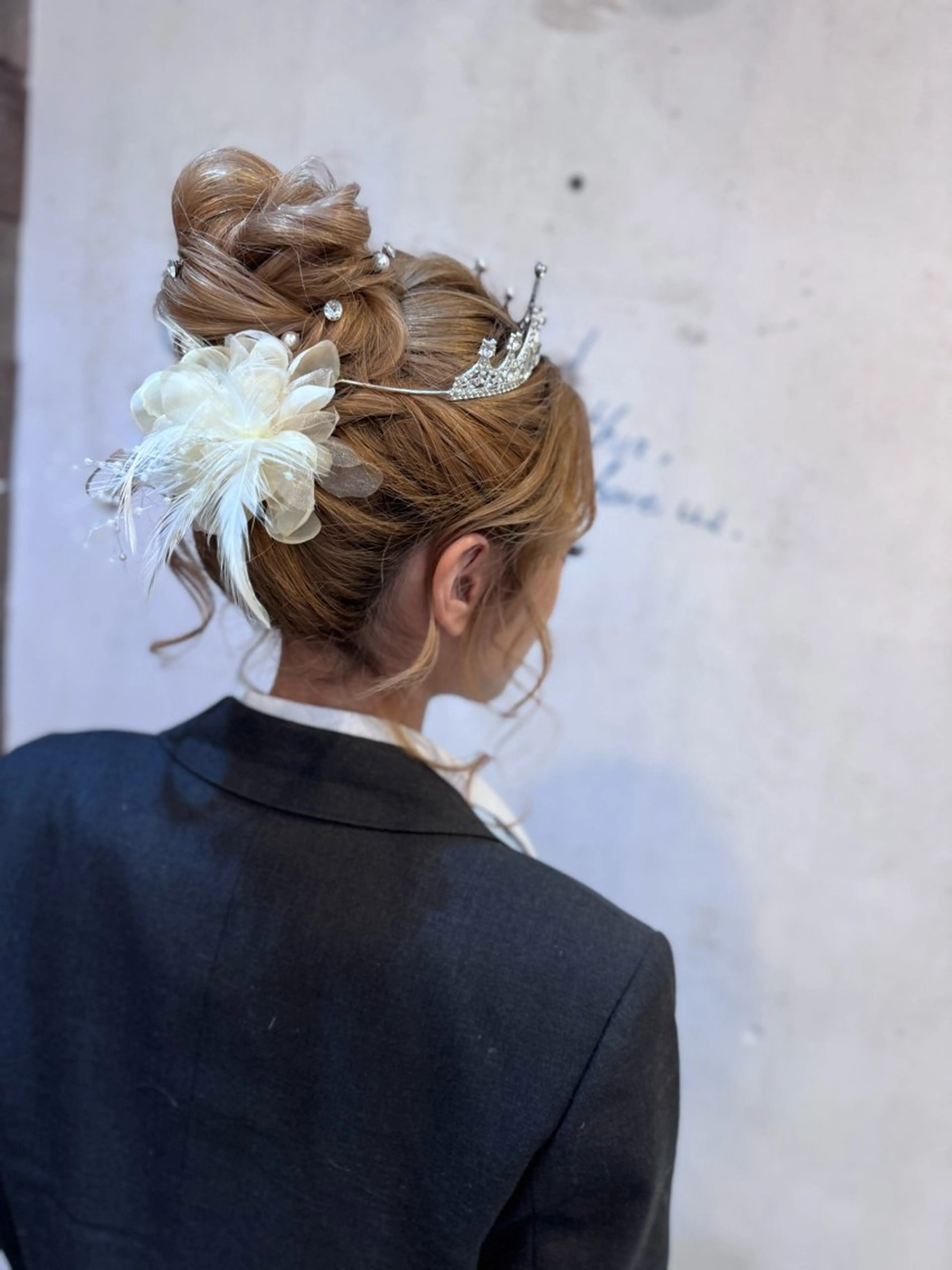 ロング ヘアアレンジ お団子ヘア 結婚式・ブライダル 卒業式のヘアスタイル ロング ヘアセット hair room HARU所属・伊藤 栄子のヘアスタイル