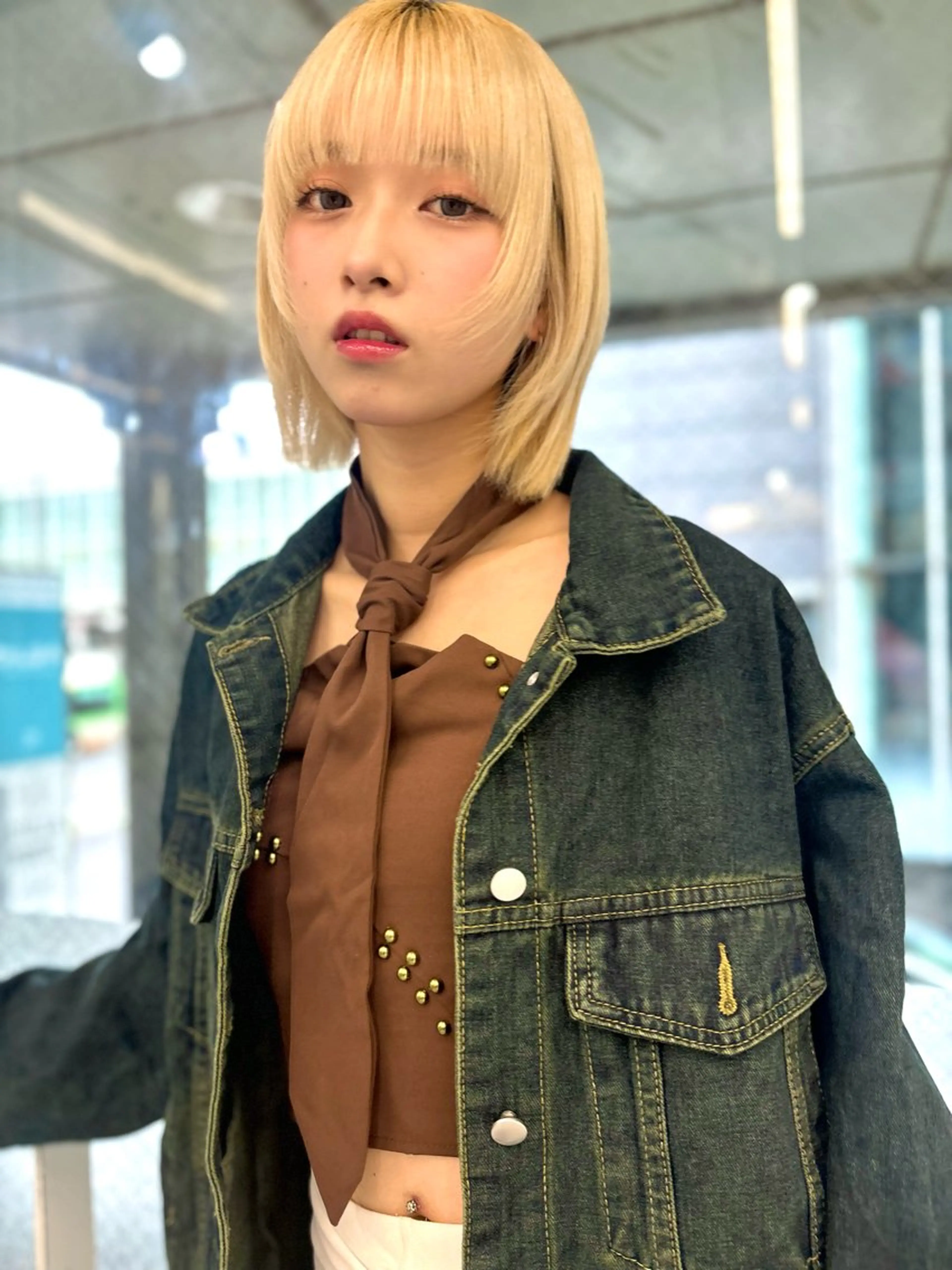 ミディアム カラー 抜きっぱなしブロンド ブロンド ヘアカラー レイヤー/ハイトーン 渋谷/Satsukiのヘアスタイル