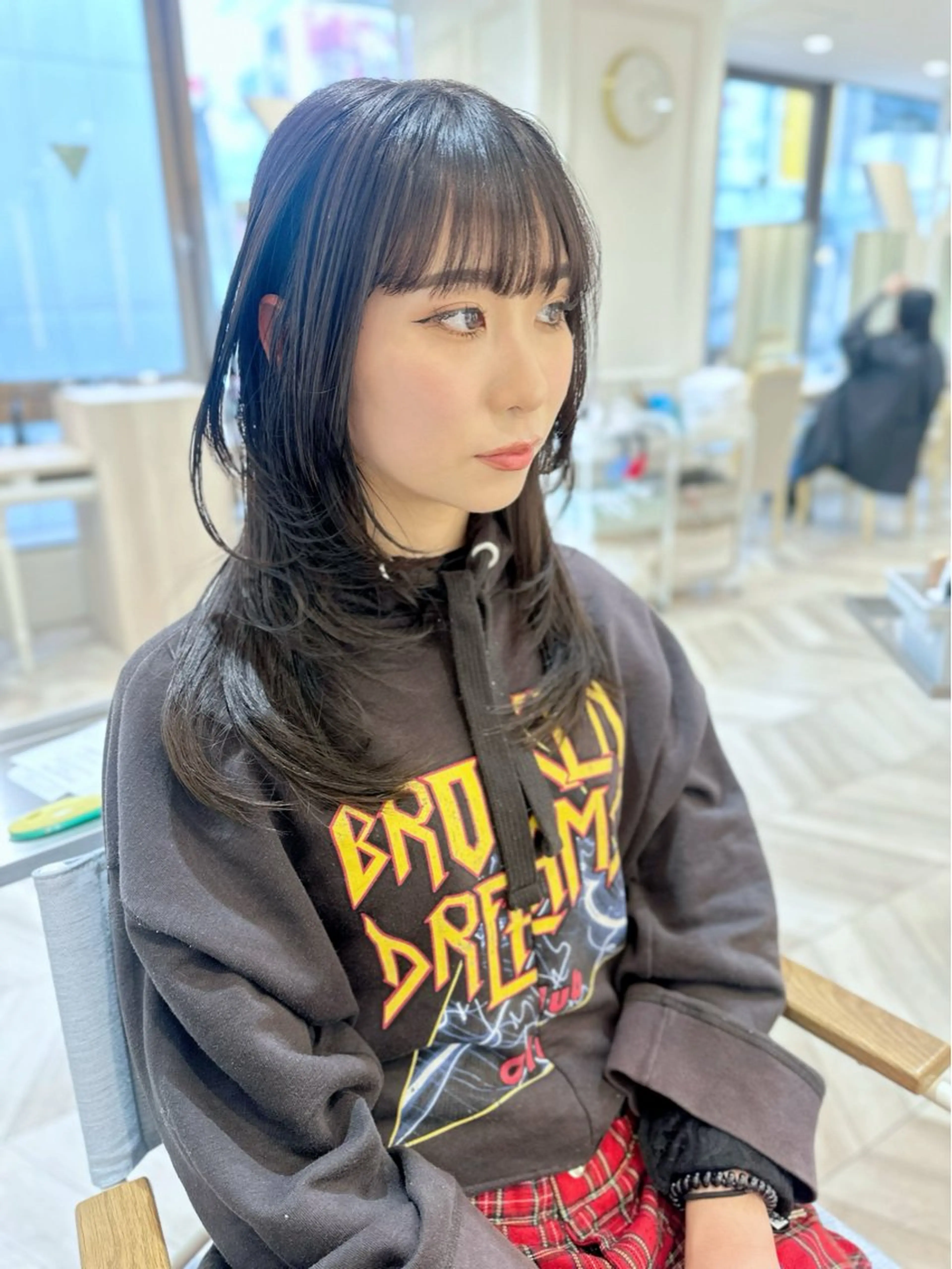 セミロング レイヤーカット カット ベージュ/インナー カラー🤍Rieのヘアスタイル