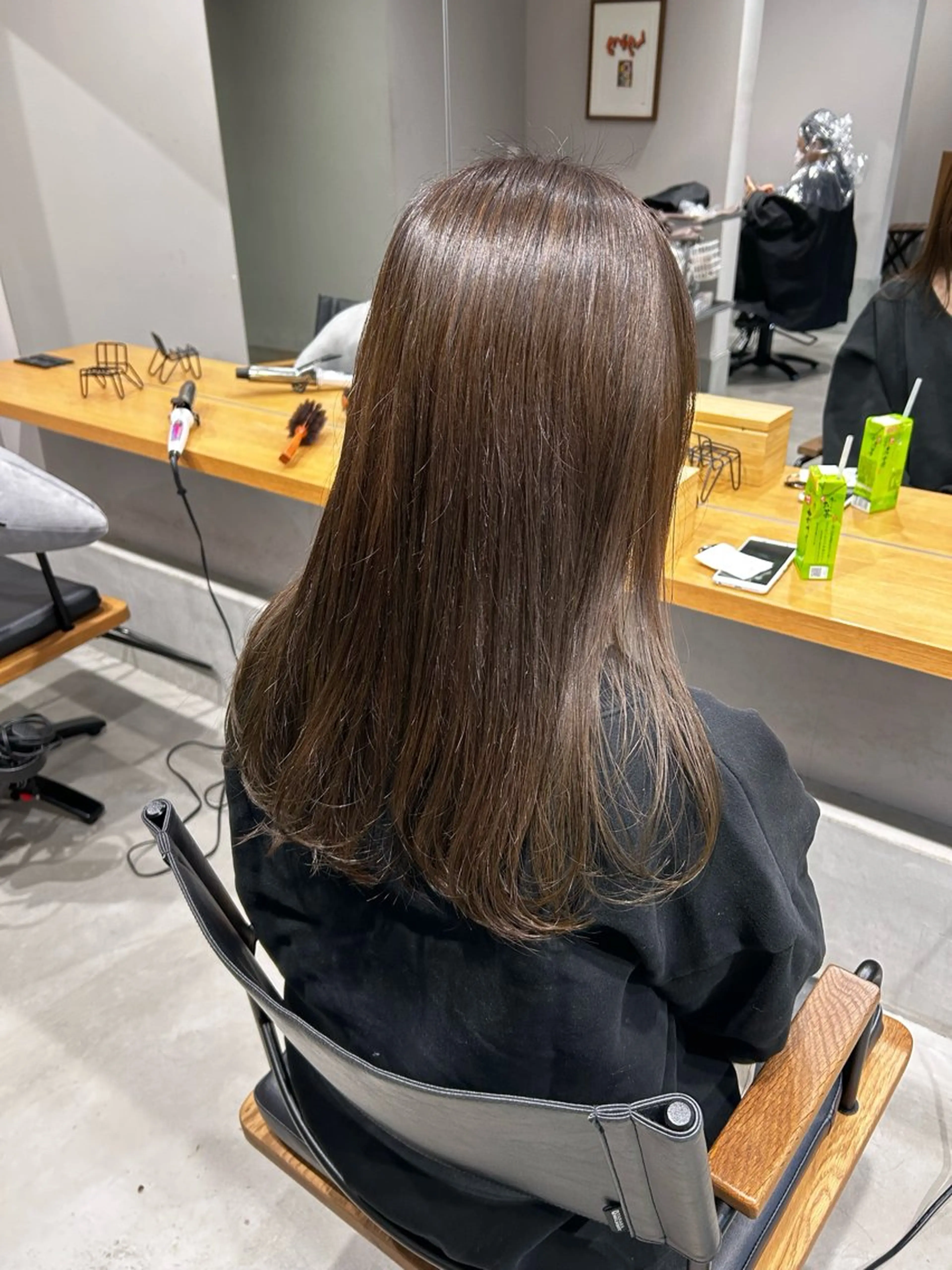 セミロング カラー ベージュカラー 透明感カラー オリーブベージュ MINX The pass所属・透明感ケアカラー/ レイヤー/ryokaのヘアスタイル