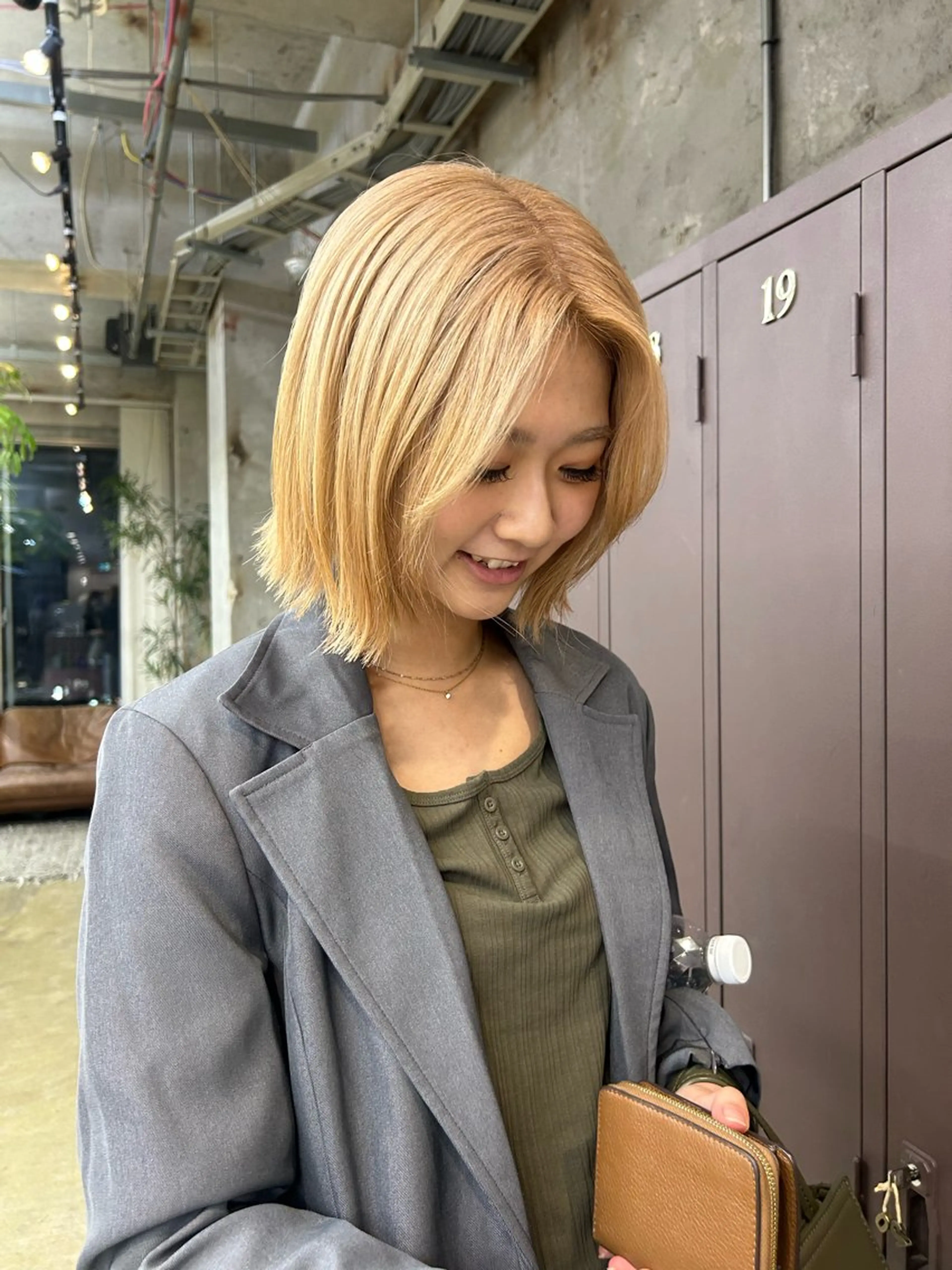 ミディアム カラー 伊藤ほのか /パーマ/ショートのヘアスタイル