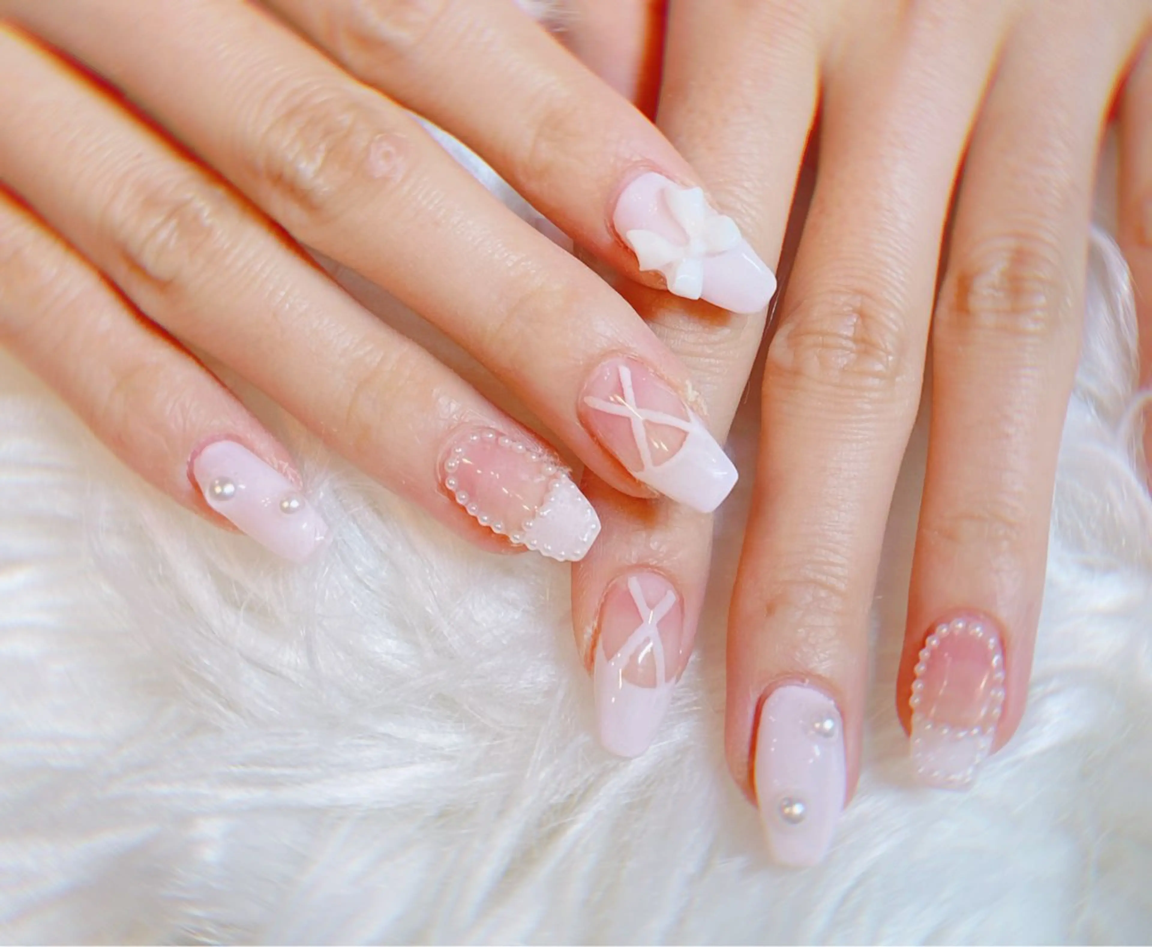 ネイル ハンドネイル le'a-レア-【ア イ×ネイル×眉】のマツエク・マツパデザイン