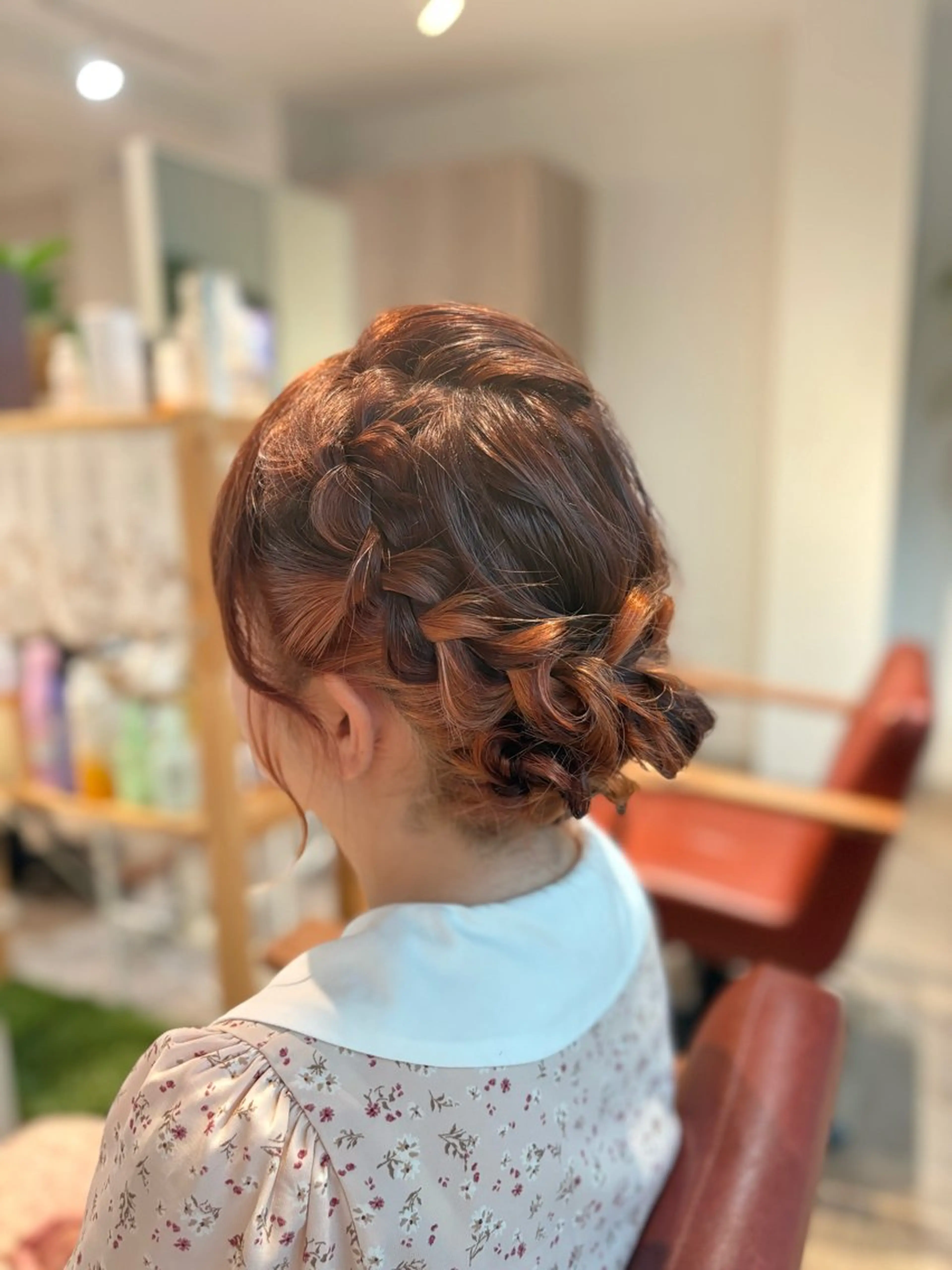 セミロング ヘアアレンジ ヘアセット 檜山 知可子のヘアスタイル