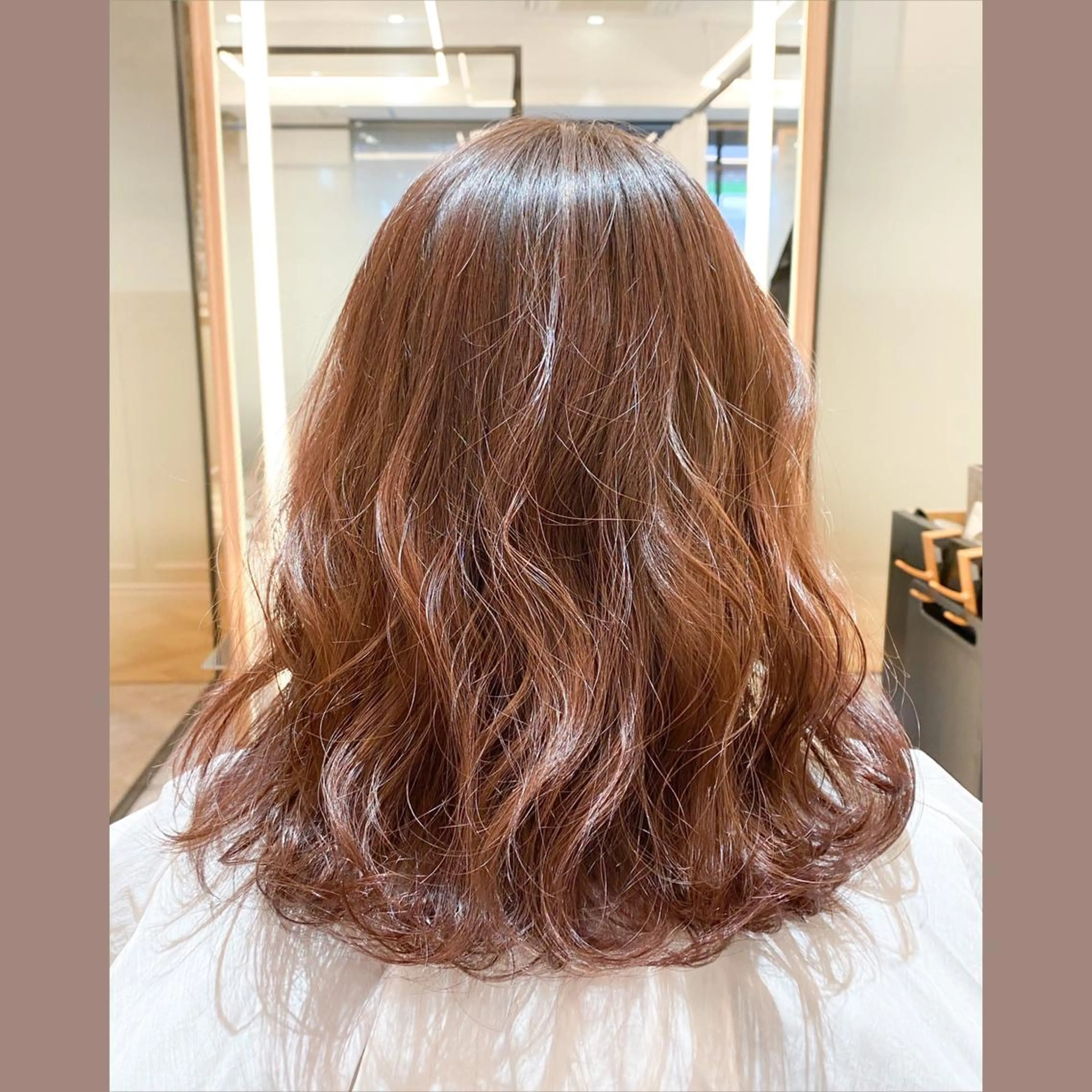 ミディアム 𓅰なかがわ ふみな𓅯のヘアスタイル