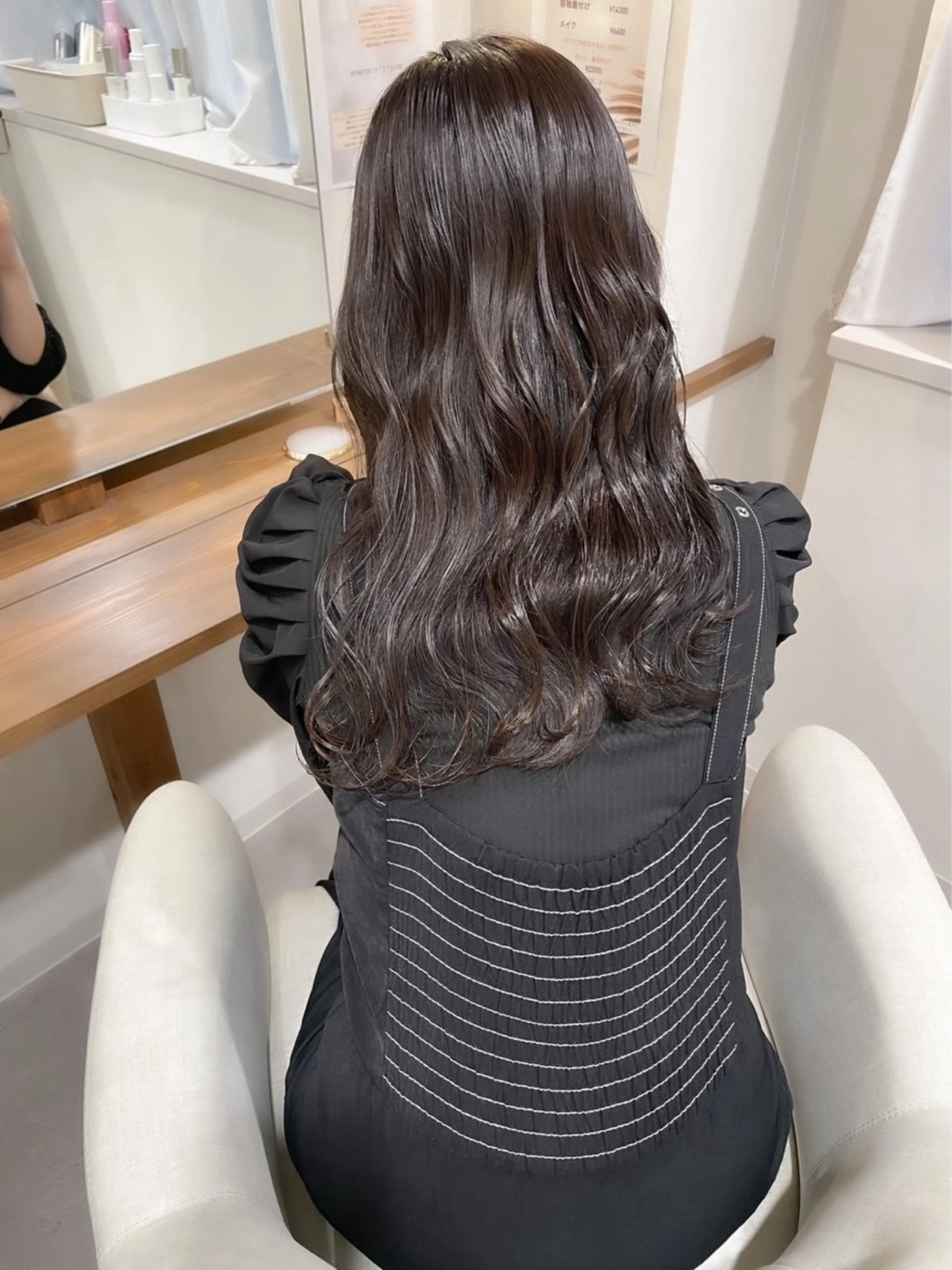 ロング shu ブラウンピンクカラーのヘアスタイル