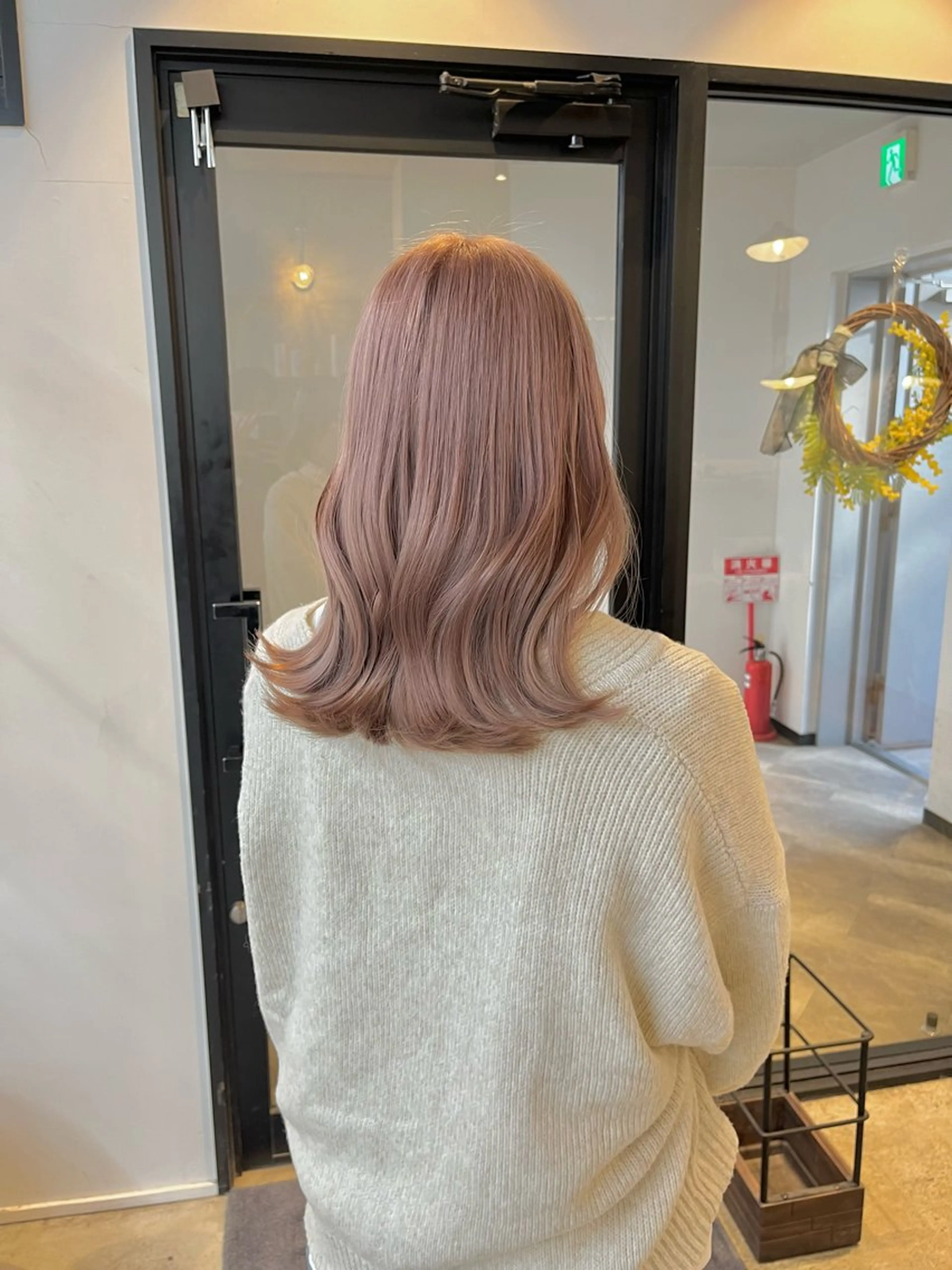 ミディアム カラー カット ヘアカラー ハイトーンカラ ー/小川のヘアスタイル