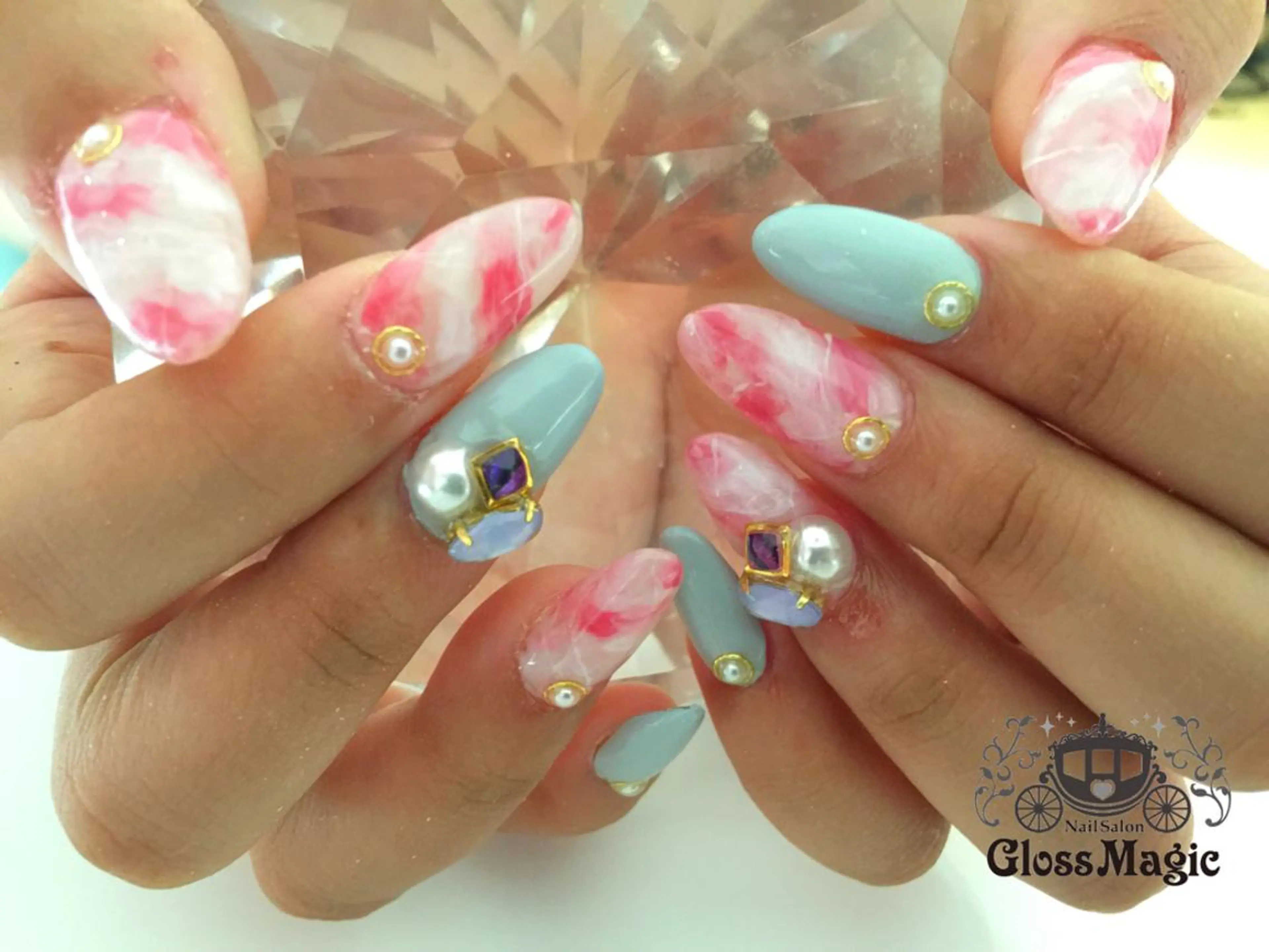 ネイル ジェルネイル スカルプネイル YUN 💅のネイルデザイン