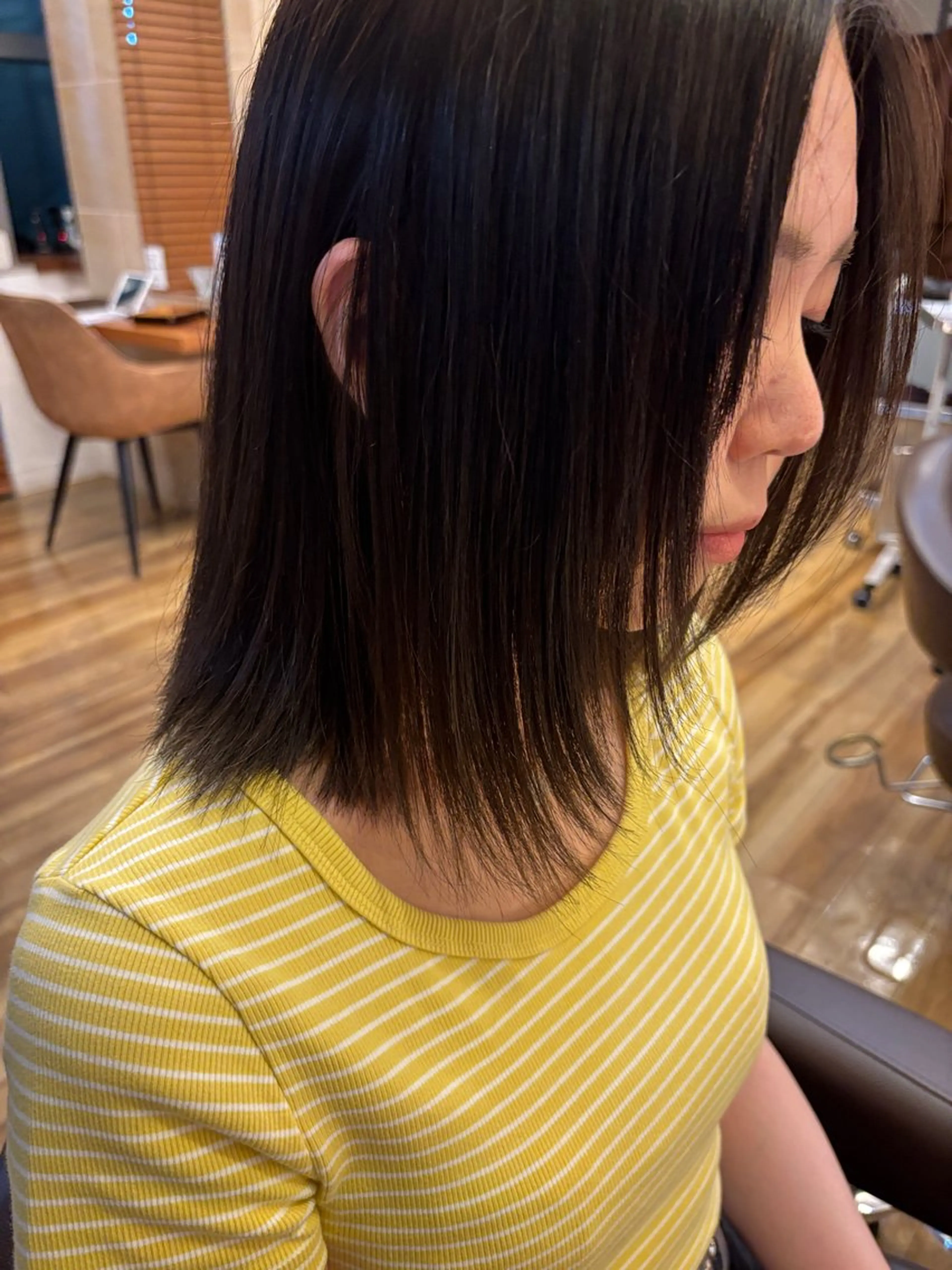 カラー グレージュ ハイトーンカラー オリーブグレージュ オリーブグレー feel/ワンカラー /登威吹のヘアスタイル