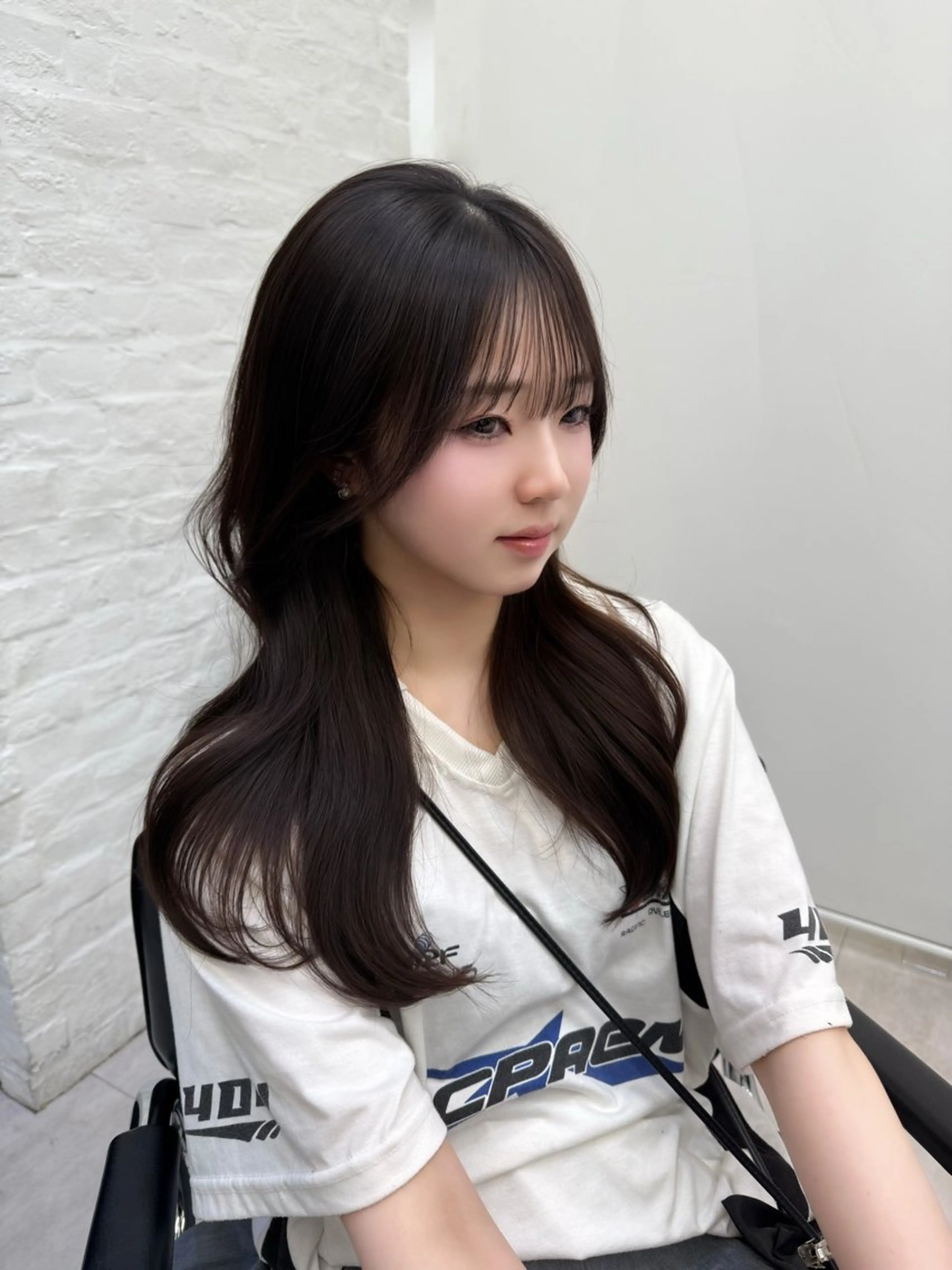 ロング 芦尾 佳照のヘアスタイル