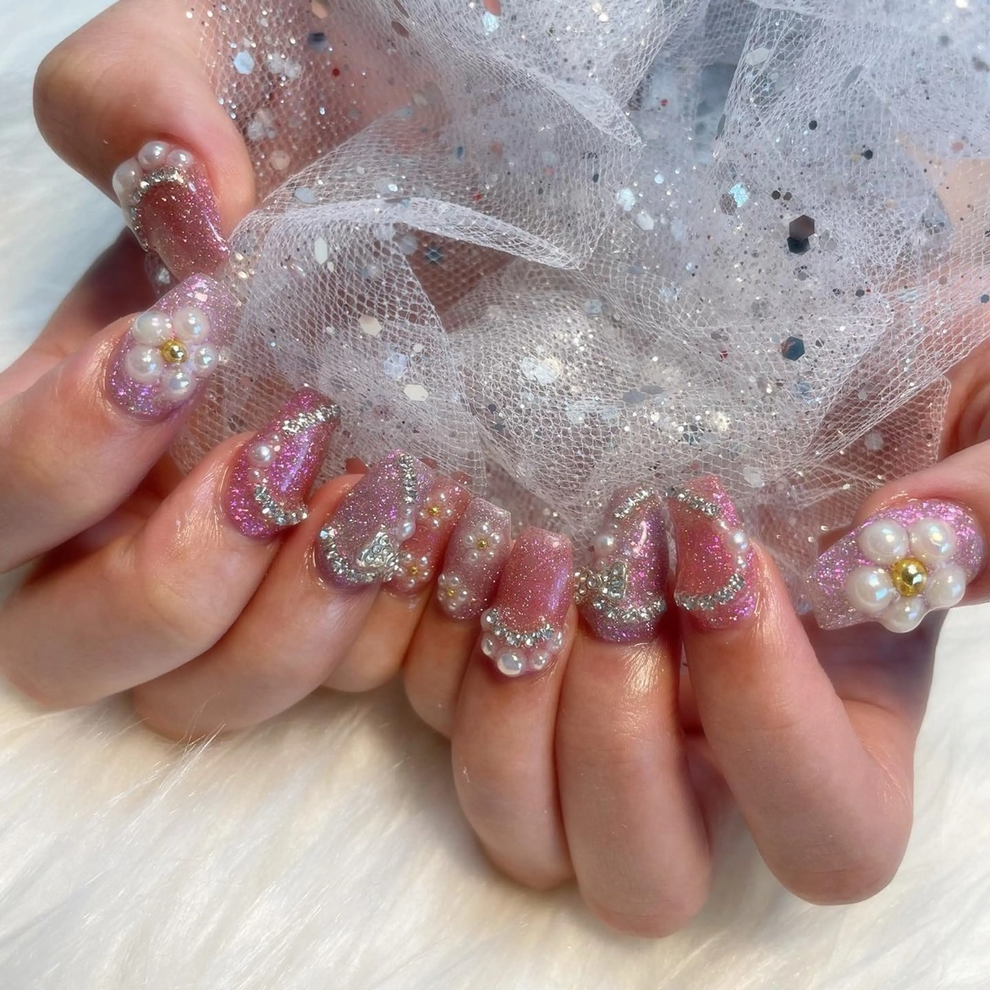 ネイル ハンドネイル ゴテゴテ💙ワンホン リオナのネイルデザイン