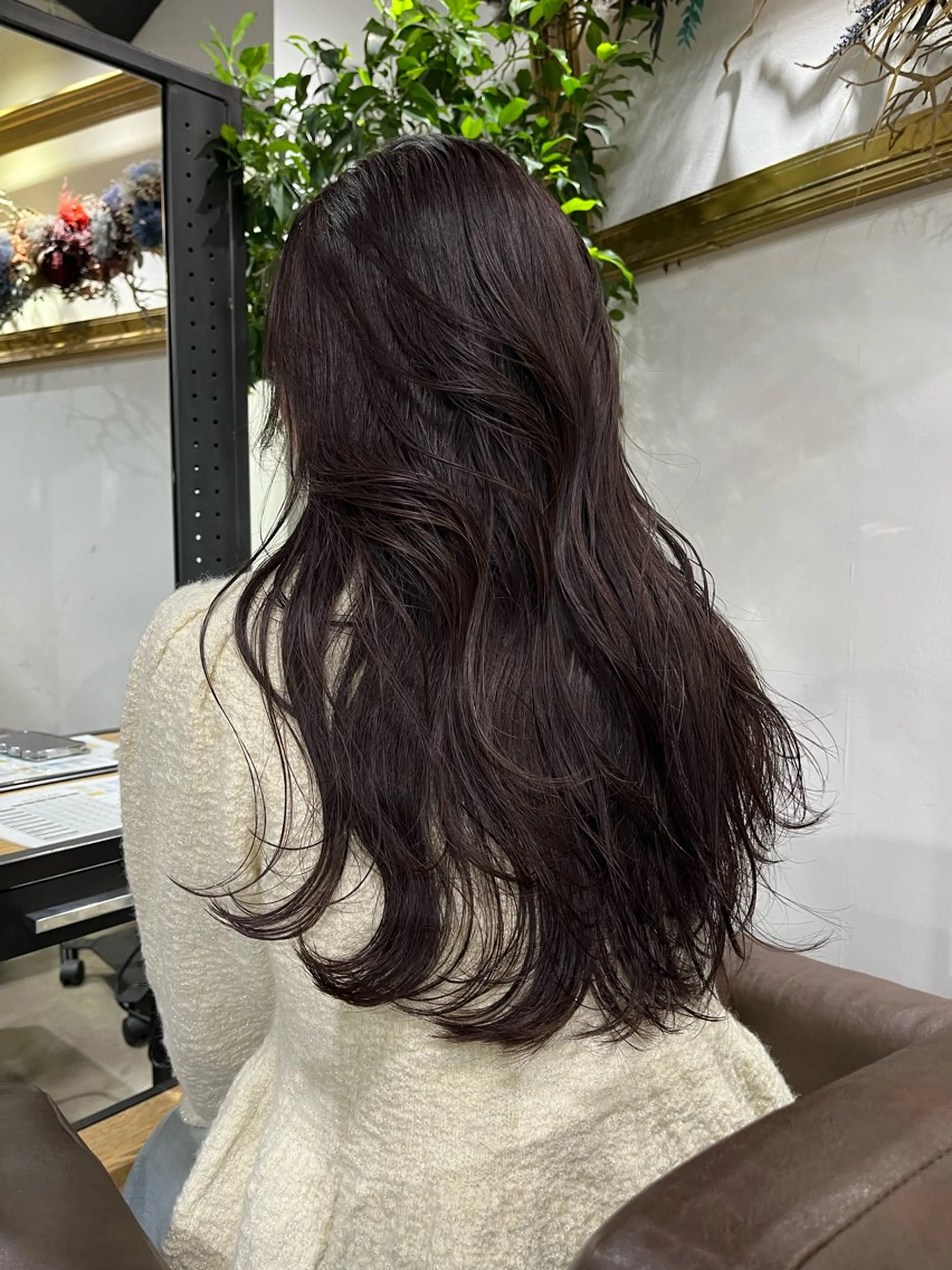 セミロング ブリーチ✨ハイライト 透明感カラー/アヤノのヘアスタイル