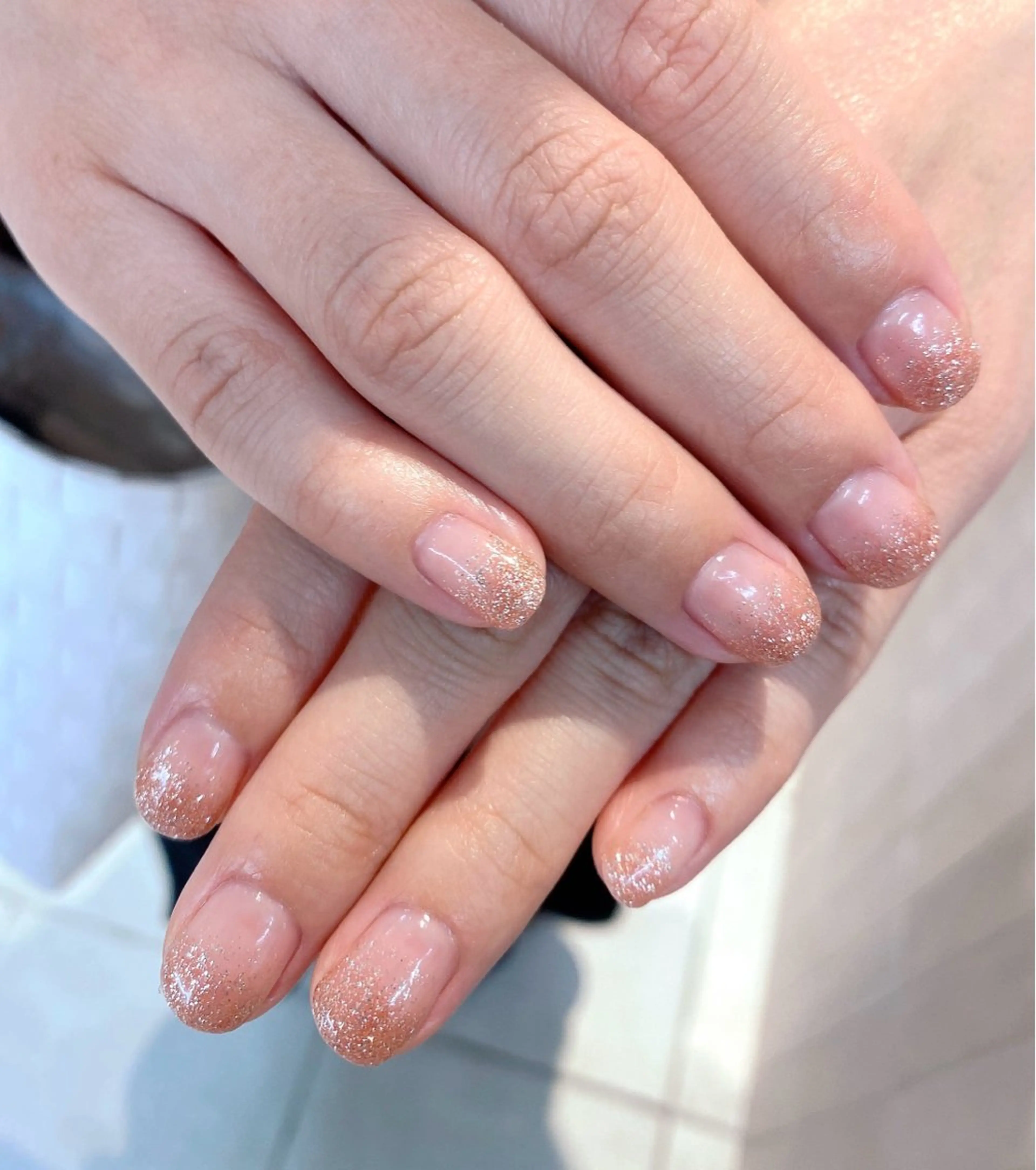 ネイル グラデーション ラメ(グリッター) ラメグラデーション ワンカラーネイル 久屋大通DEE Iwahashiのネイルデザイン