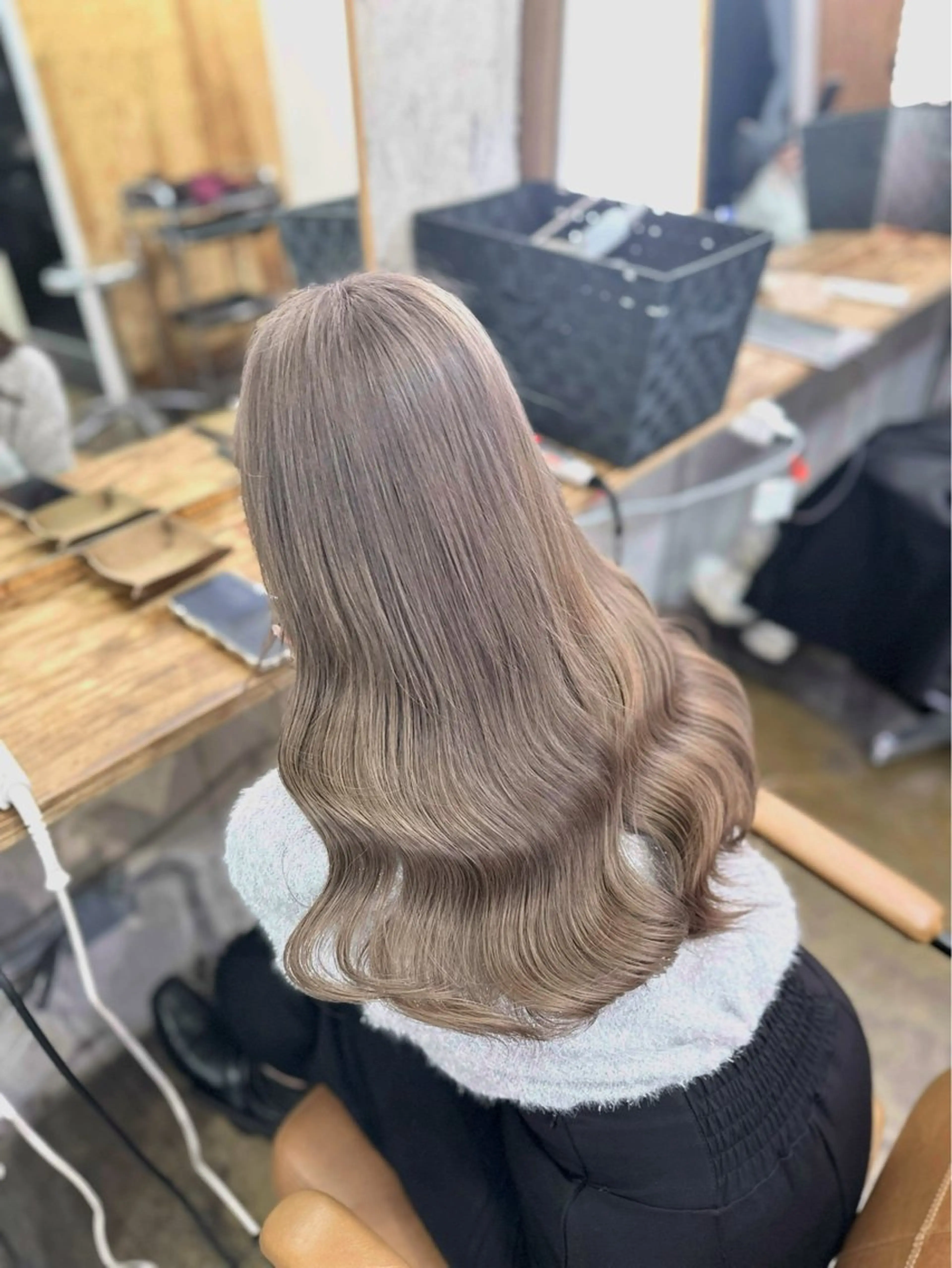 ロング カラー ヘアカラー トリートメント ︎︎カイ ミズキ 🐰𝜗𝜚のヘアスタイル