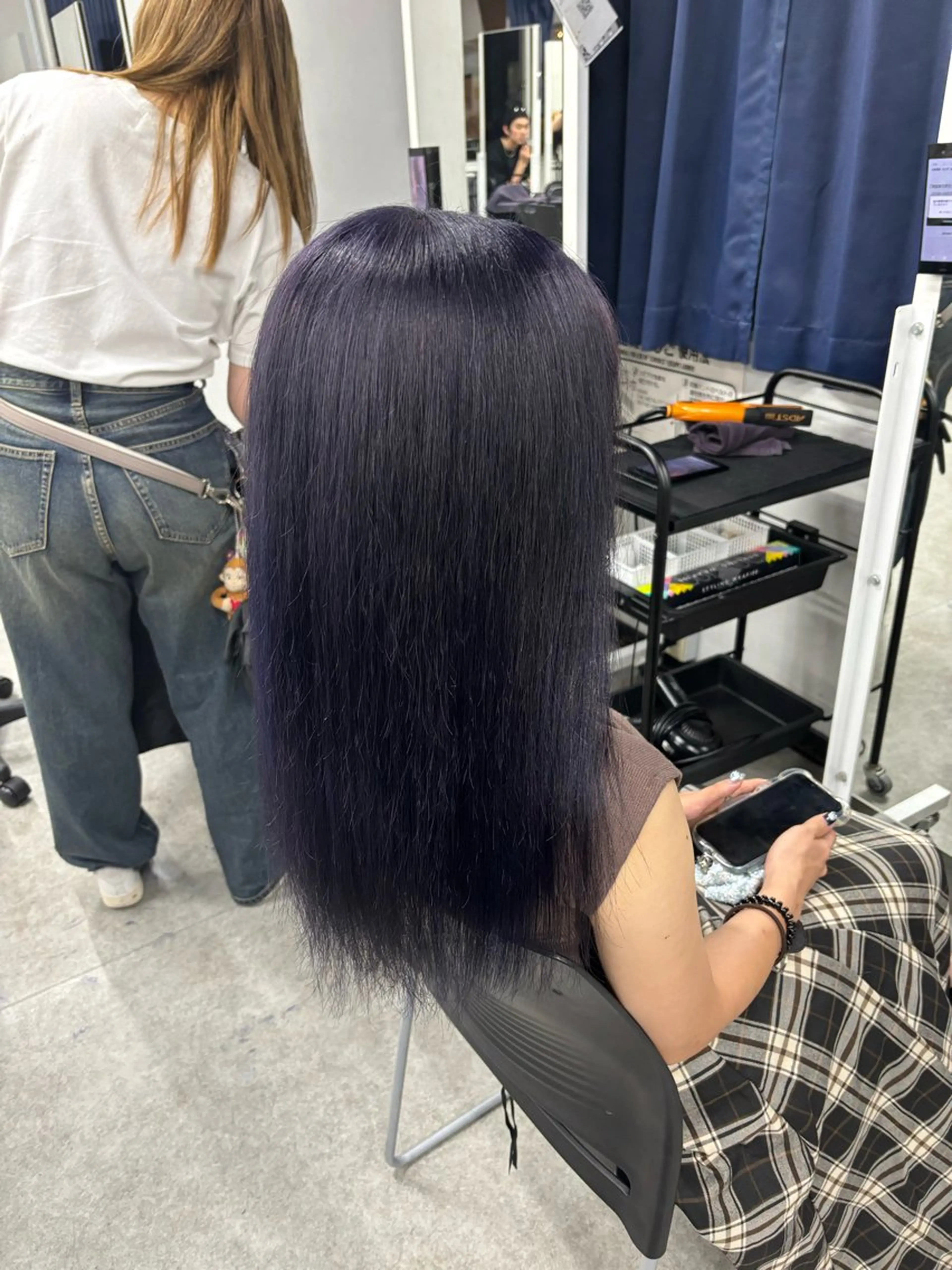 セミロング フェザーパーマ職人 🪽yutoのヘアスタイル