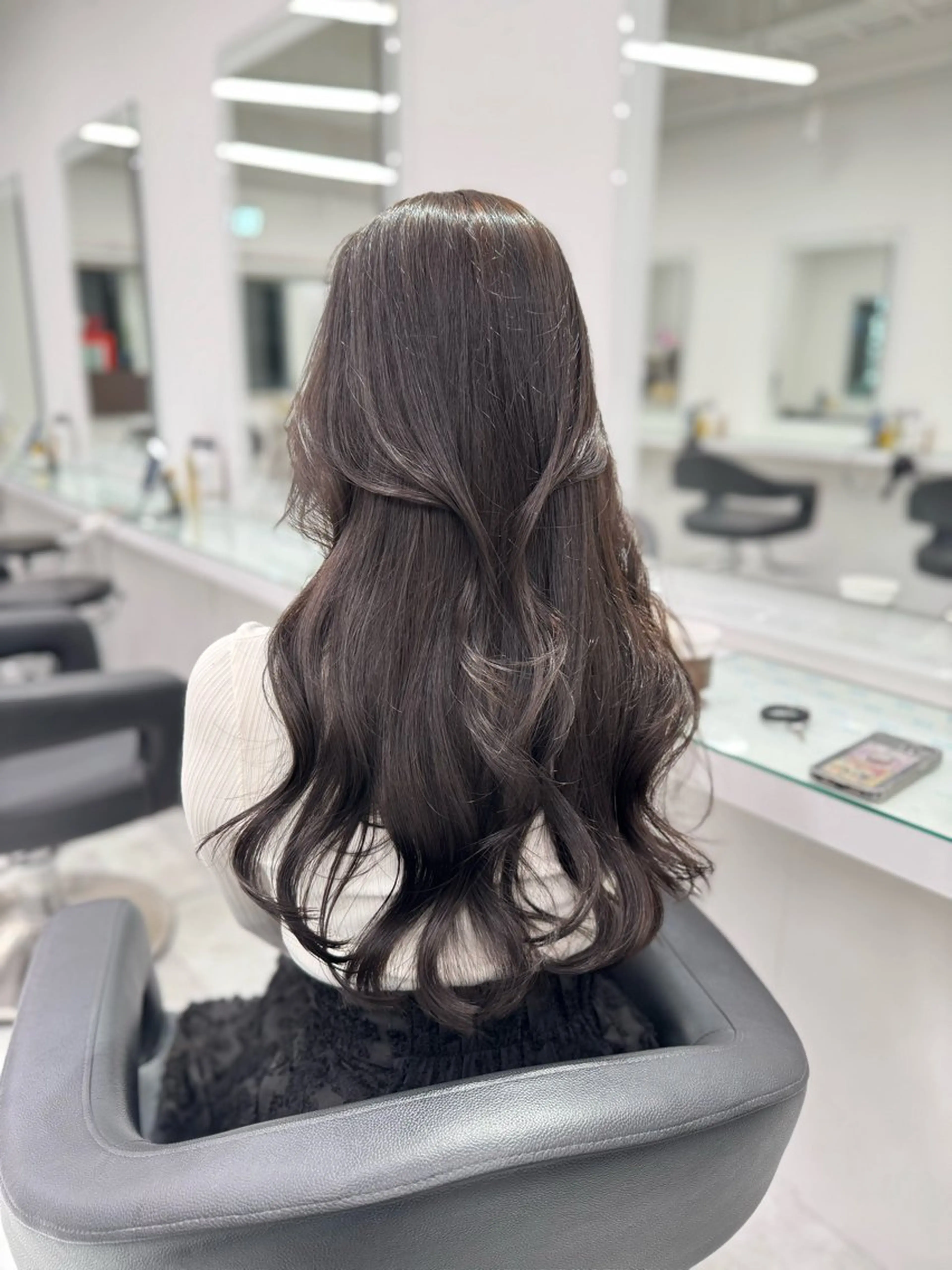 ロング カラー ヘアアレンジ ヘアカラー ブリーチ無し透明感 🕊AZUSAのヘアスタイル