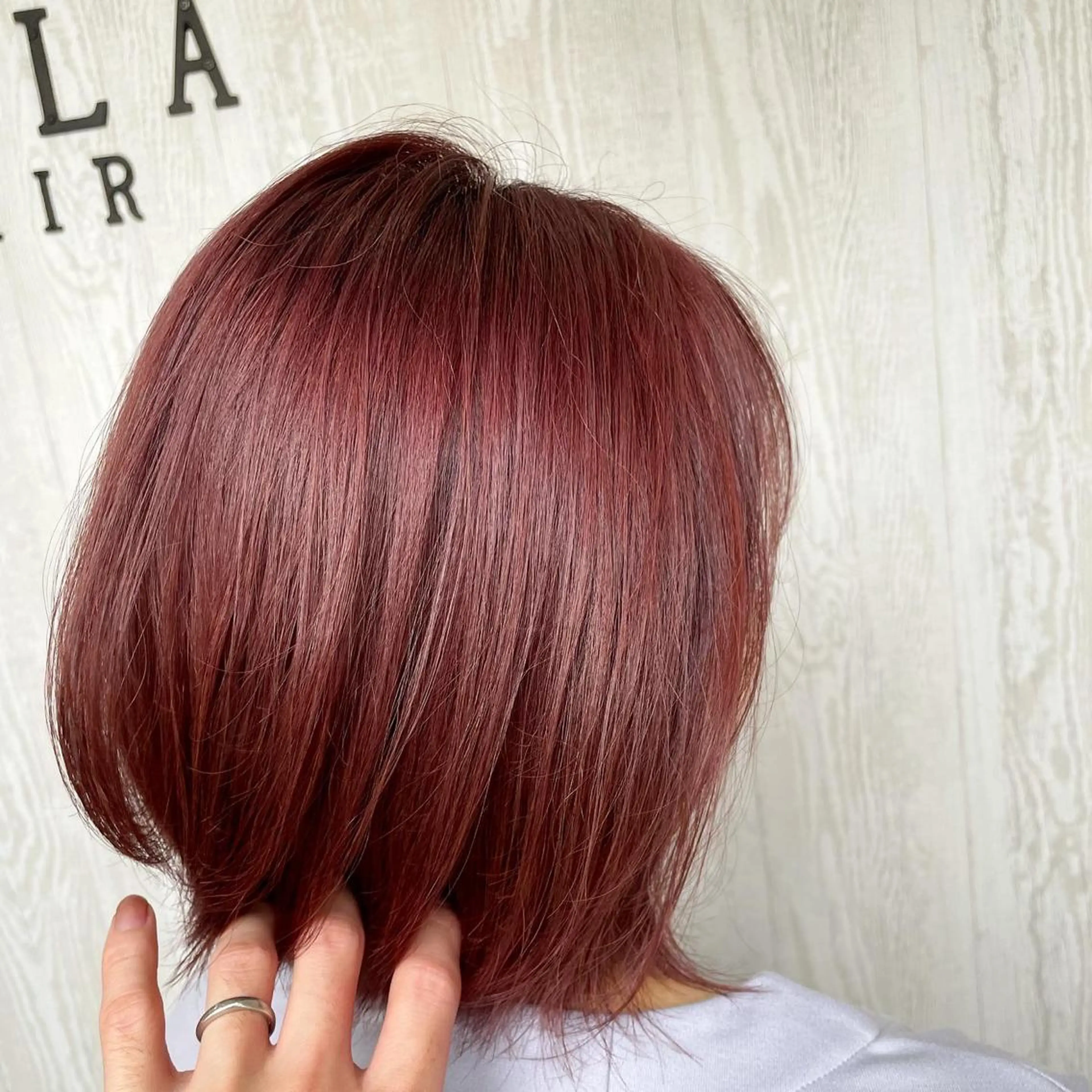 ショート カラー ヘアアレンジ HUENEST アカデミーサロンのヘアスタイル