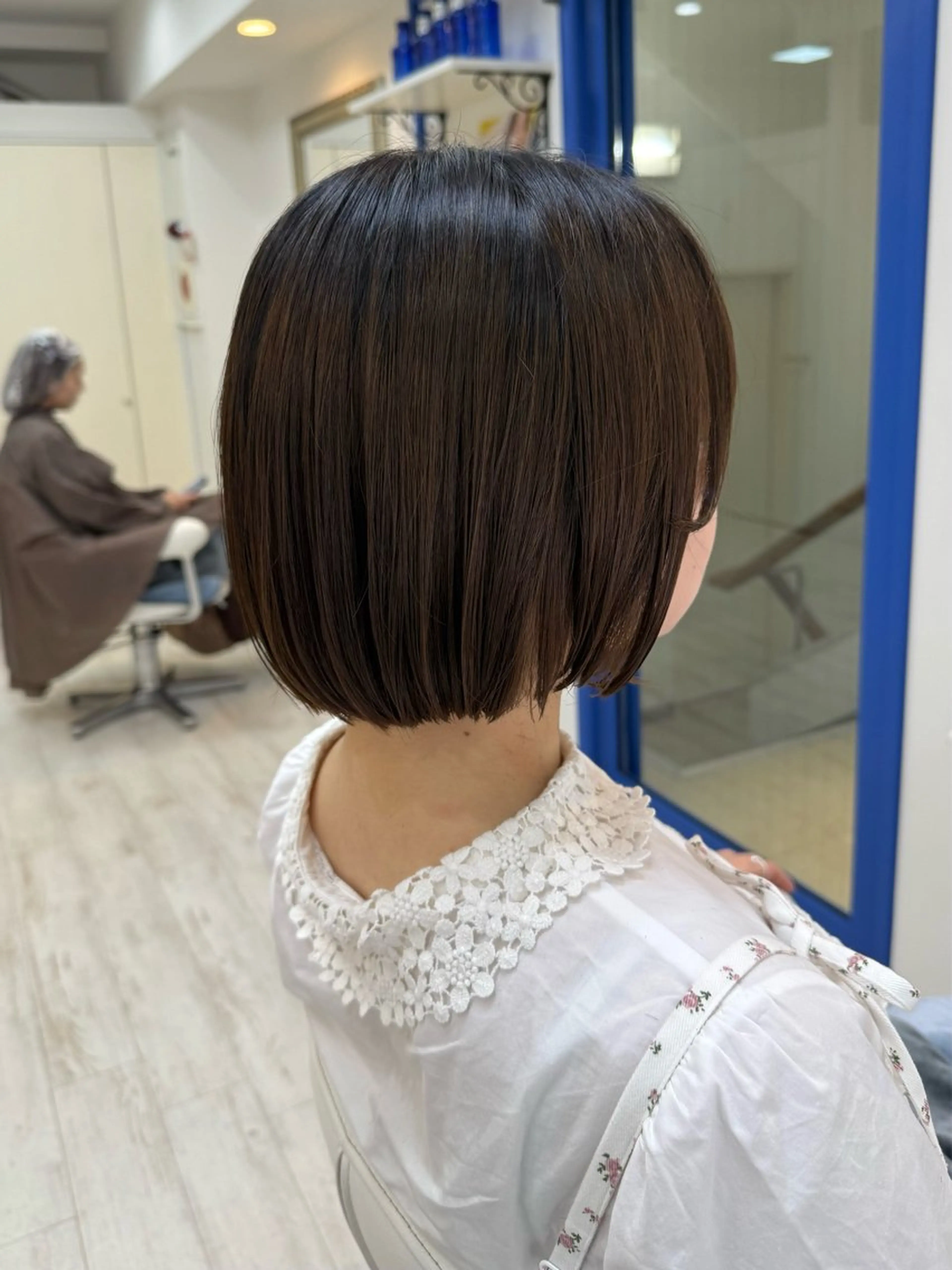 ショート ボブ ヘアカラー 新籾 尚哉のヘアスタイル