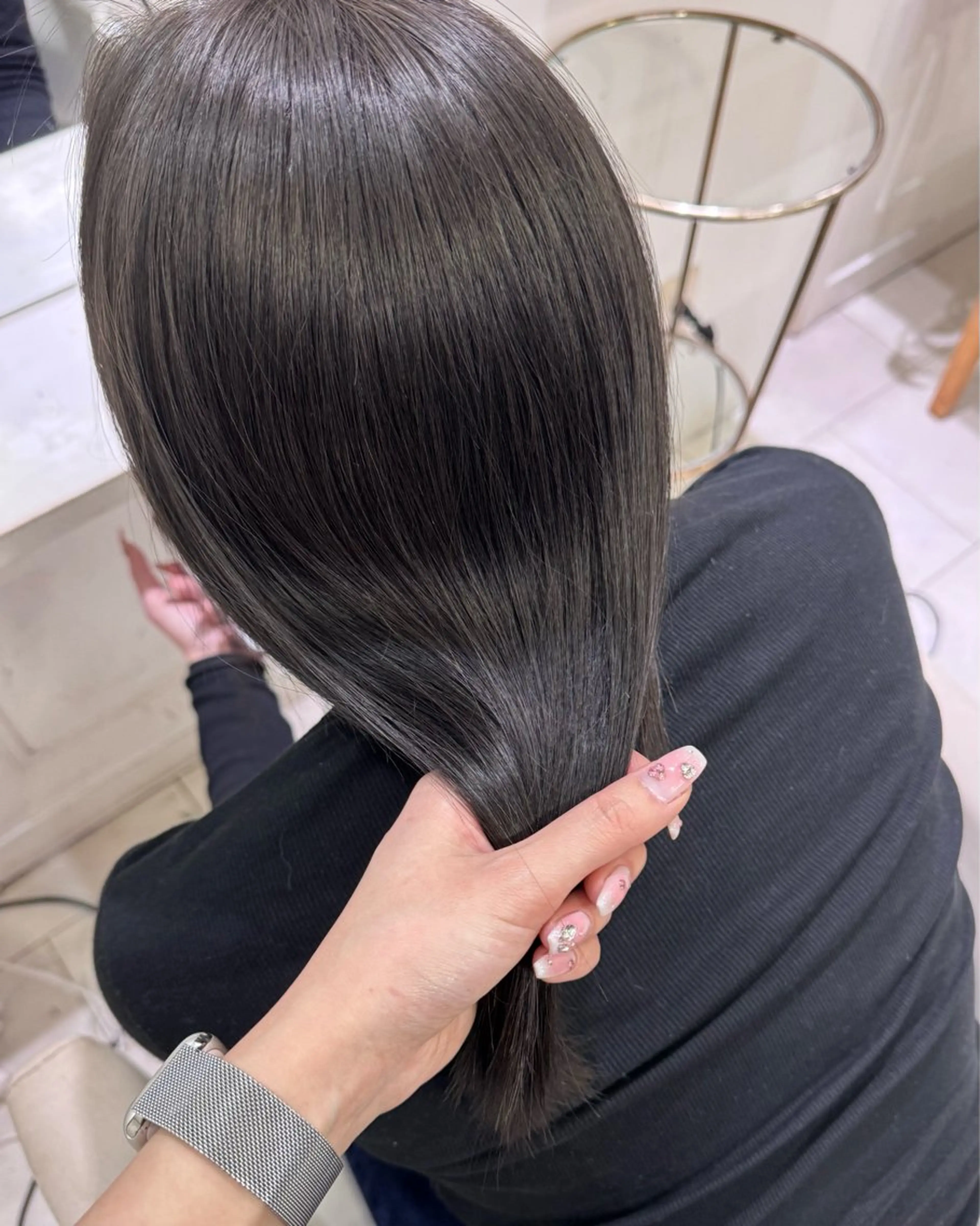 ミディアム カラー ヘアカラー ✨透明感艶カラー✨ yuiのヘアスタイル