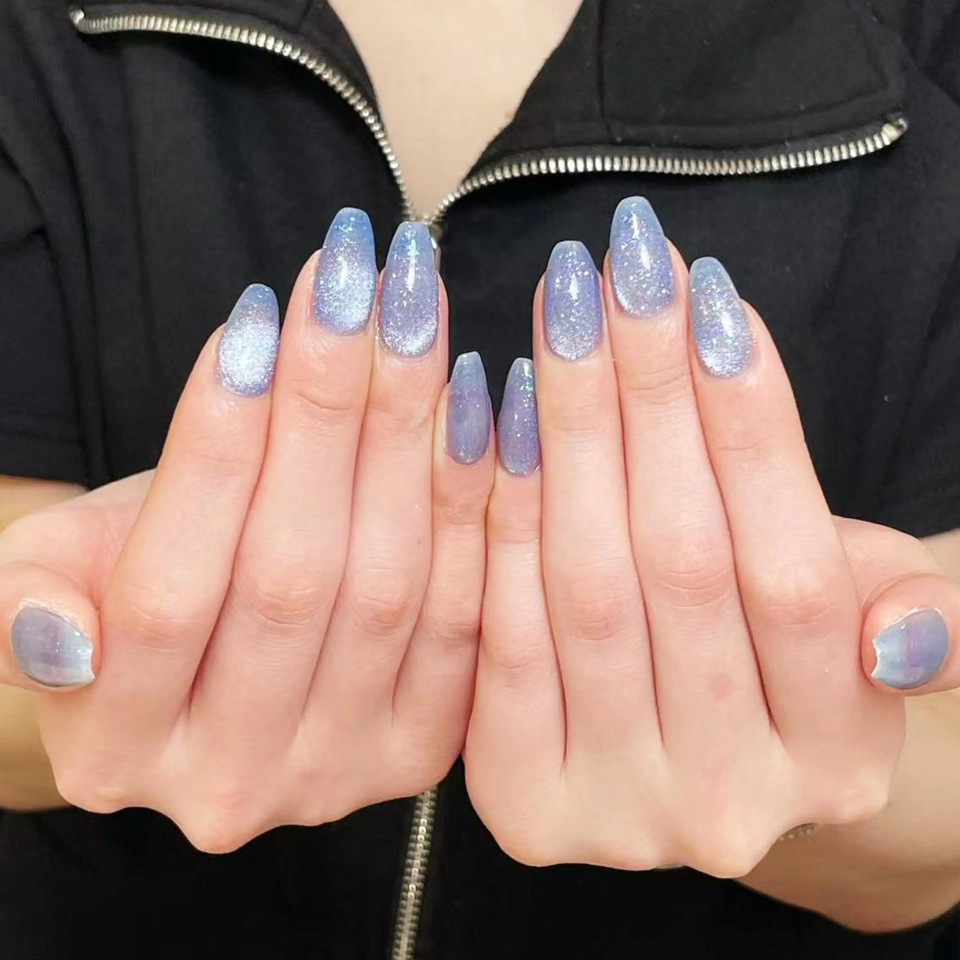 ネイル アートネイル オーロラネイル ガーリー キラキラネイル マグネットネイル ハンドネイル YOYO 💅のネイルデザイン