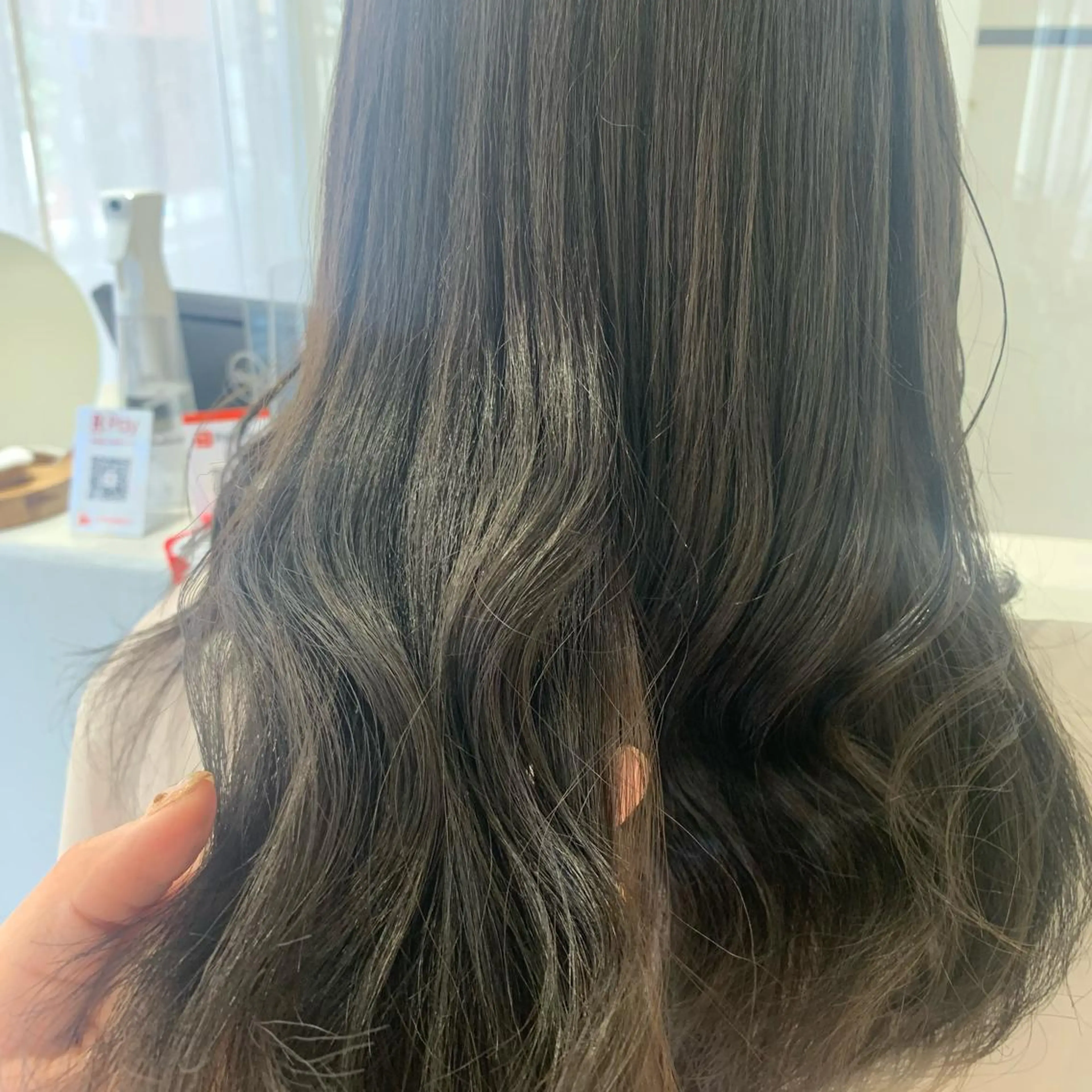 ロング カラー ベージュカラー オリーブベージュ カット ヘアカラー トリートメント ボブ/美髪矯正 /佐藤　奈巳のヘアスタイル