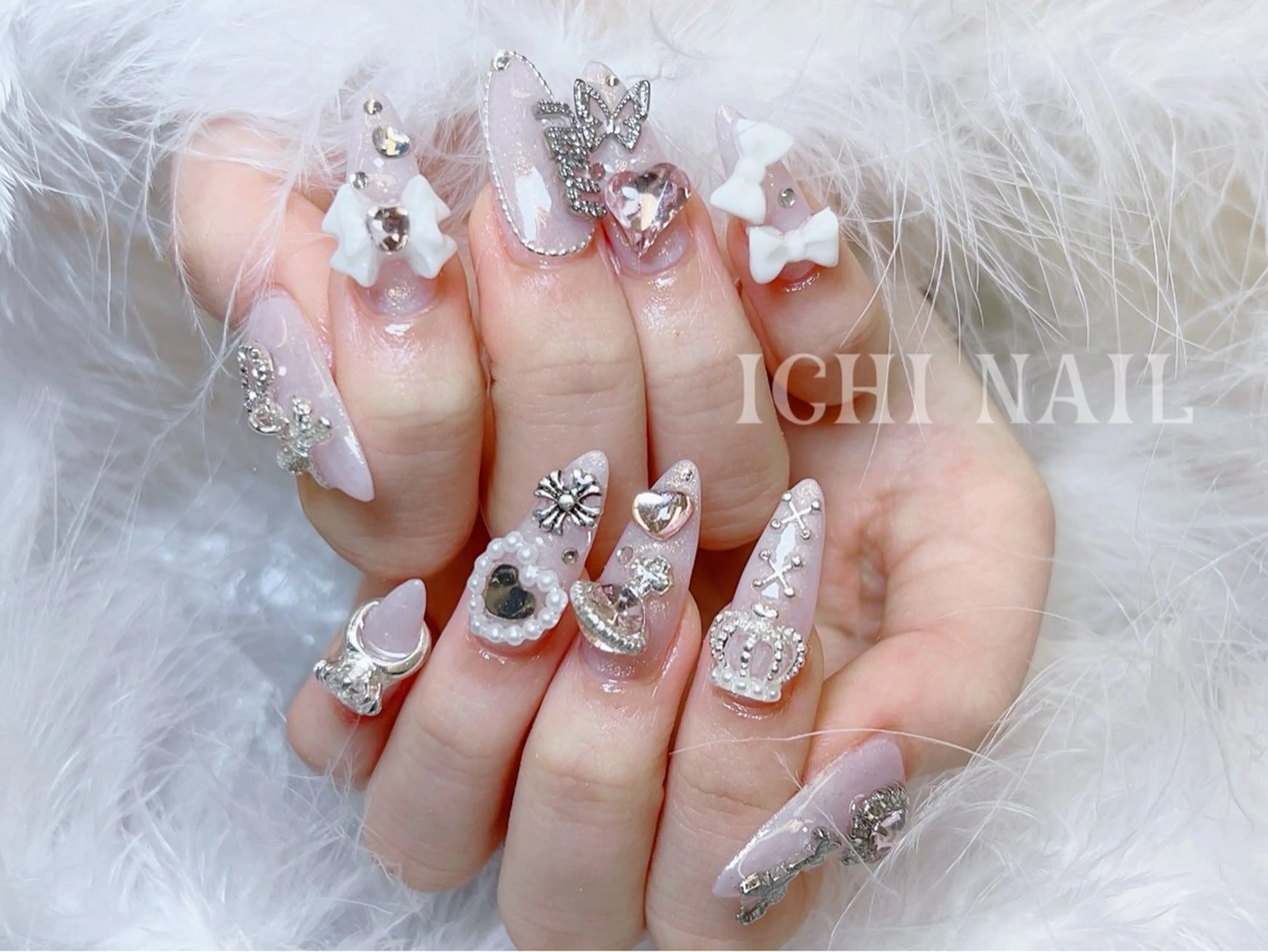 ネイル ハンドネイル 🧚🏻‍♀️ NOHA🎀のネイルデザイン