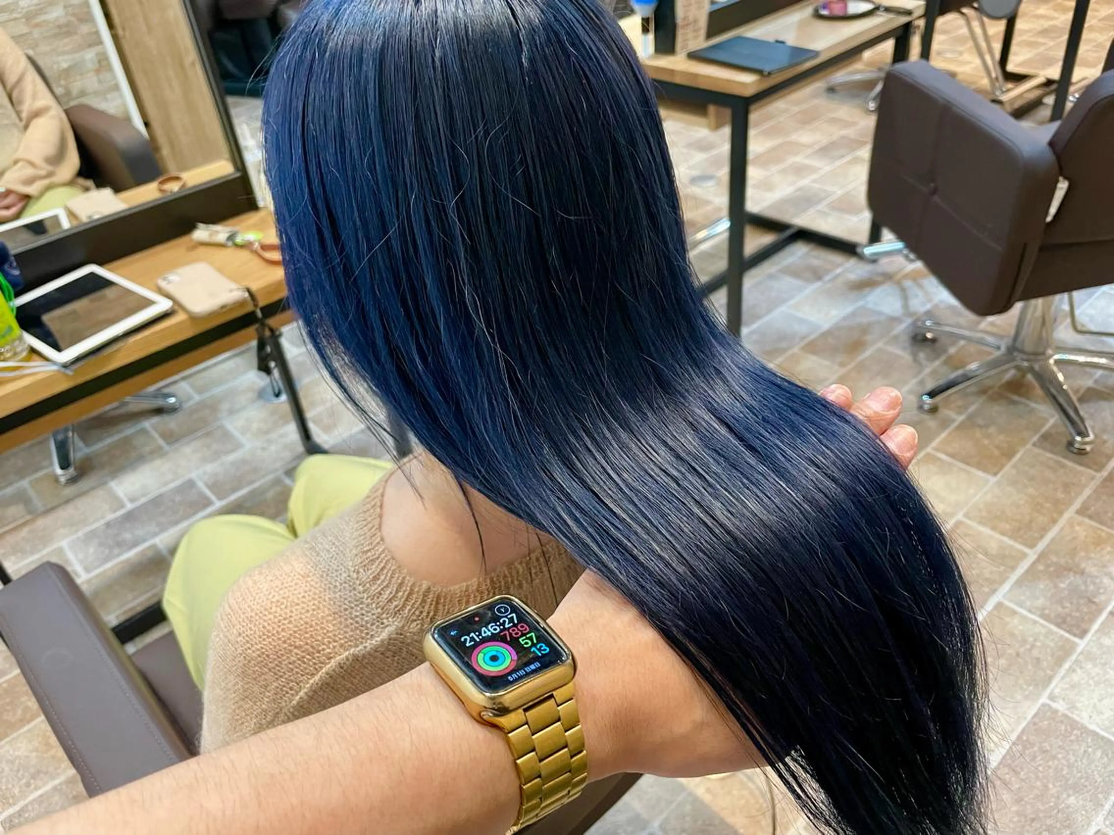 セミロング SALOWIN心斎橋Suite店所属・ブリーチ毛にもできる 縮毛矯正|鷹司郎のヘアスタイル